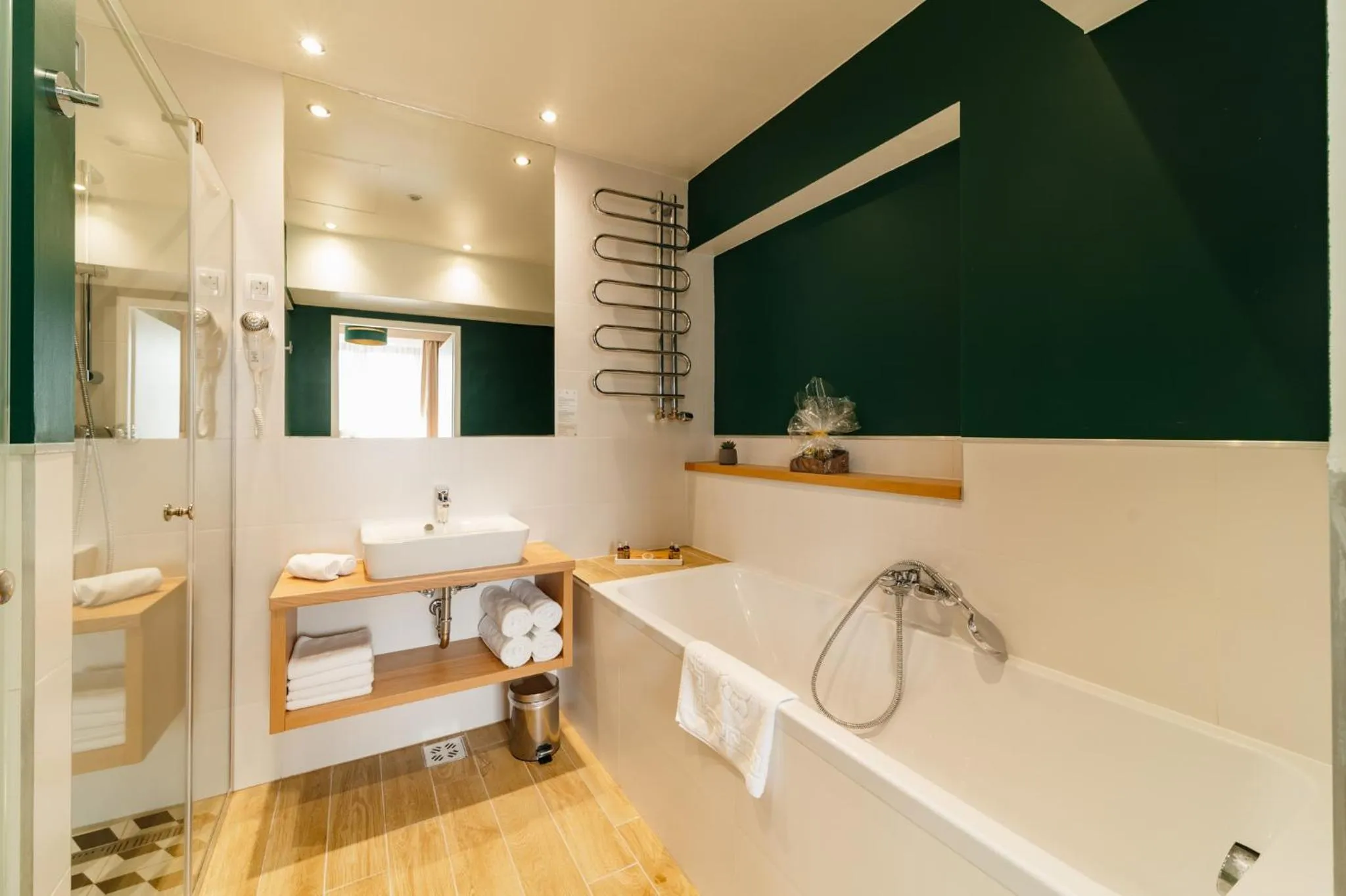 Bathroom in Hotel Küküllő - Târnava