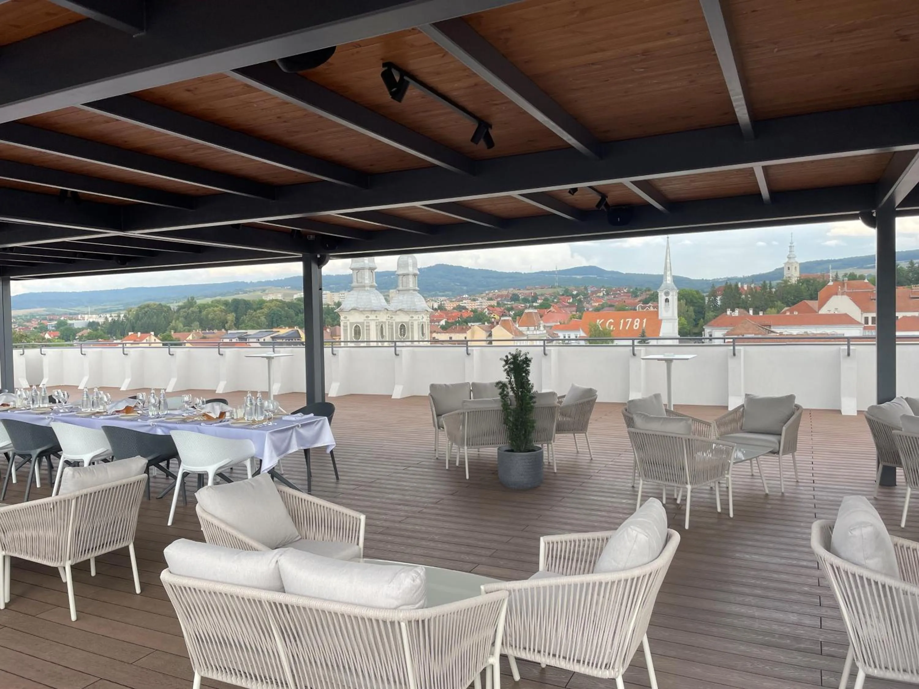 Restaurant/places to eat in Hotel Küküllő - Târnava