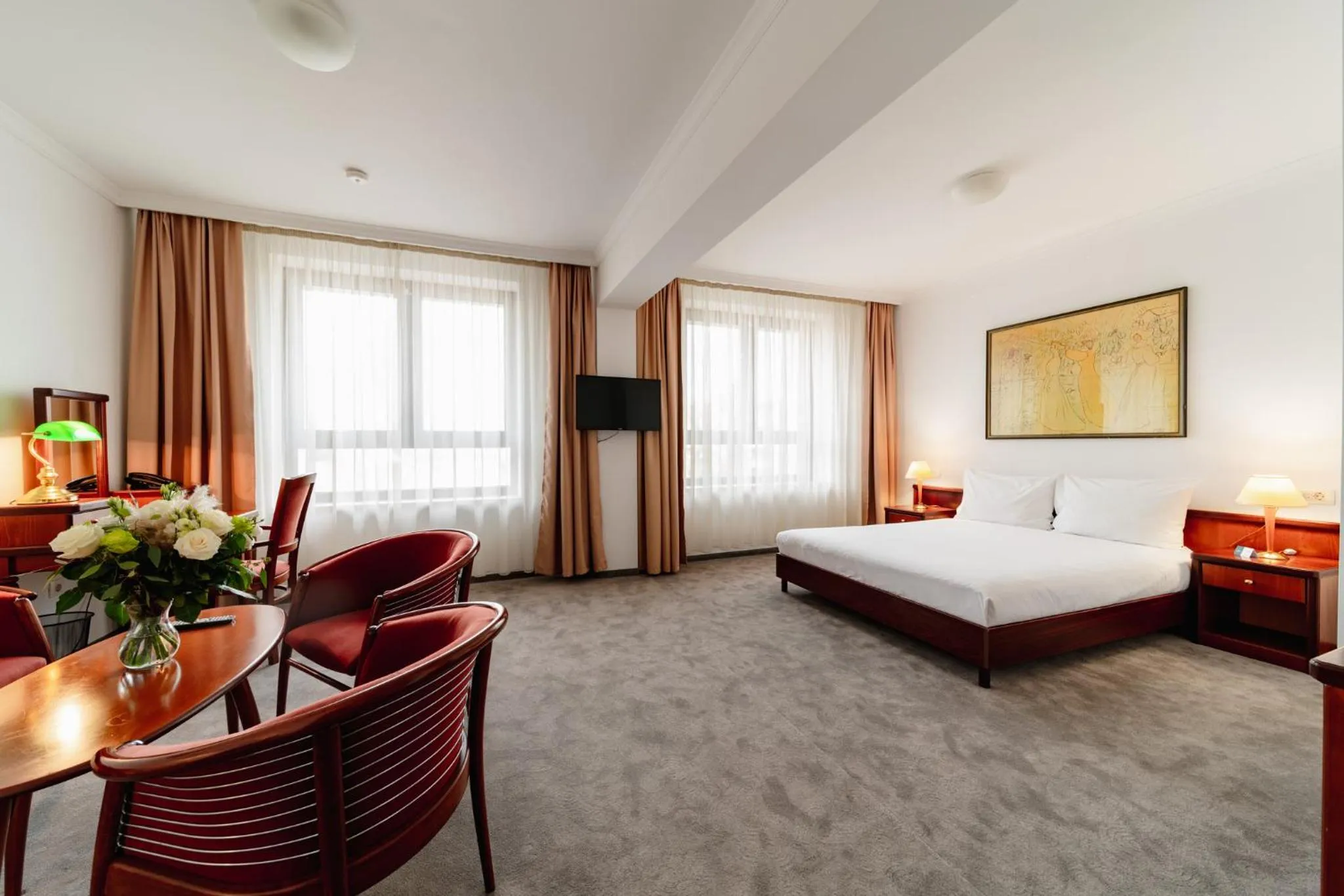 Bed in Hotel Küküllő - Târnava