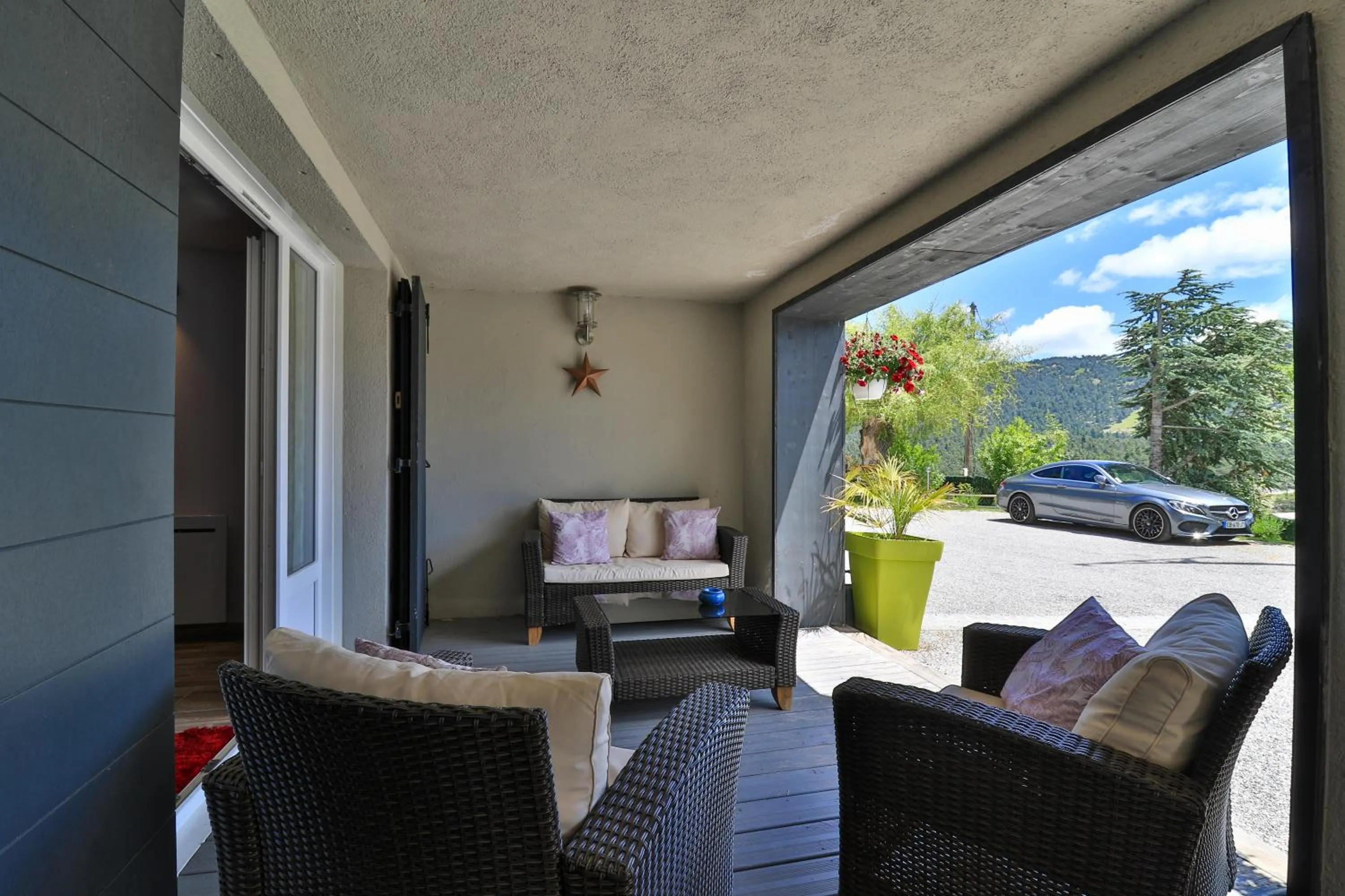 Garden in L'Alpen Roc