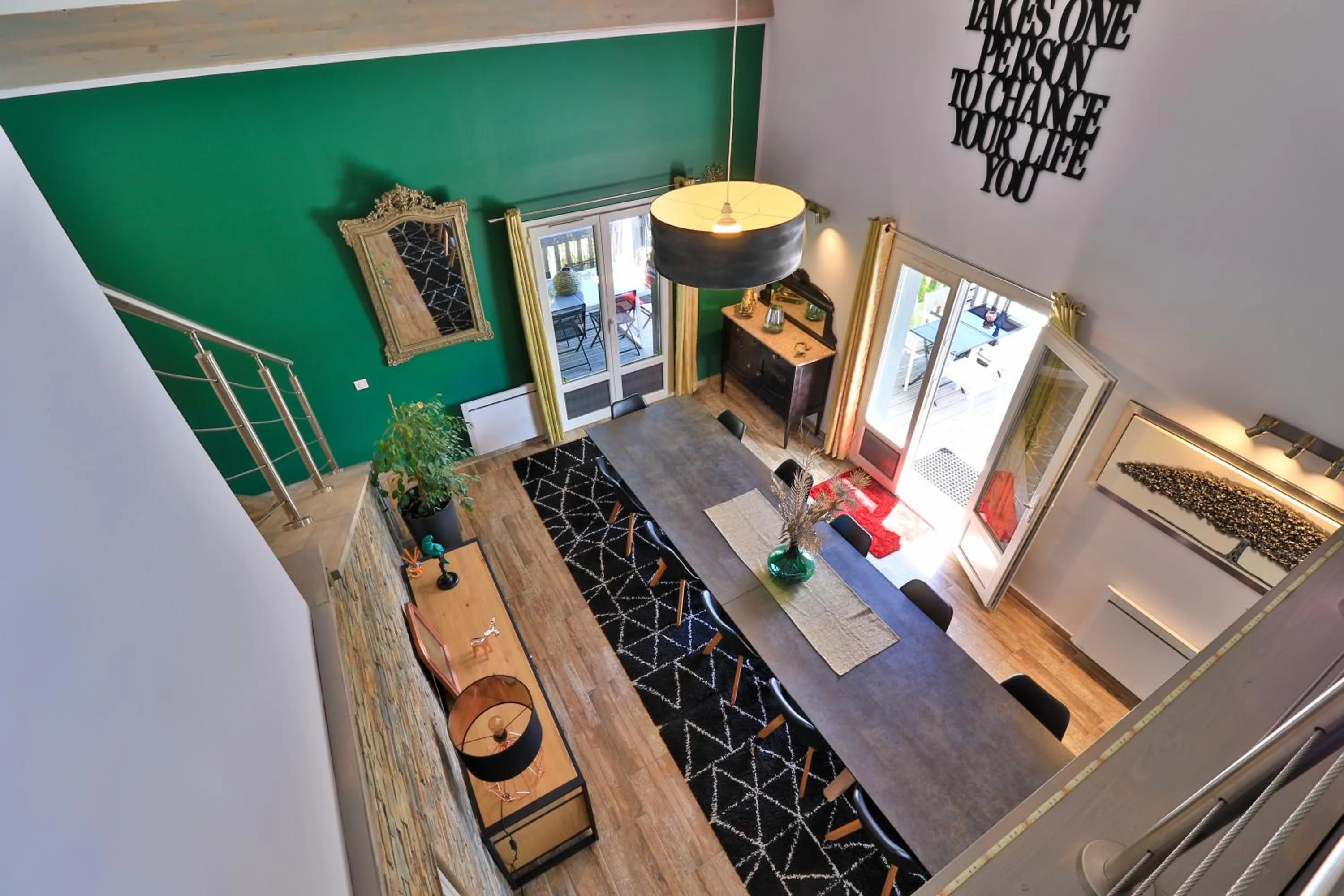 Dining area in L'Alpen Roc