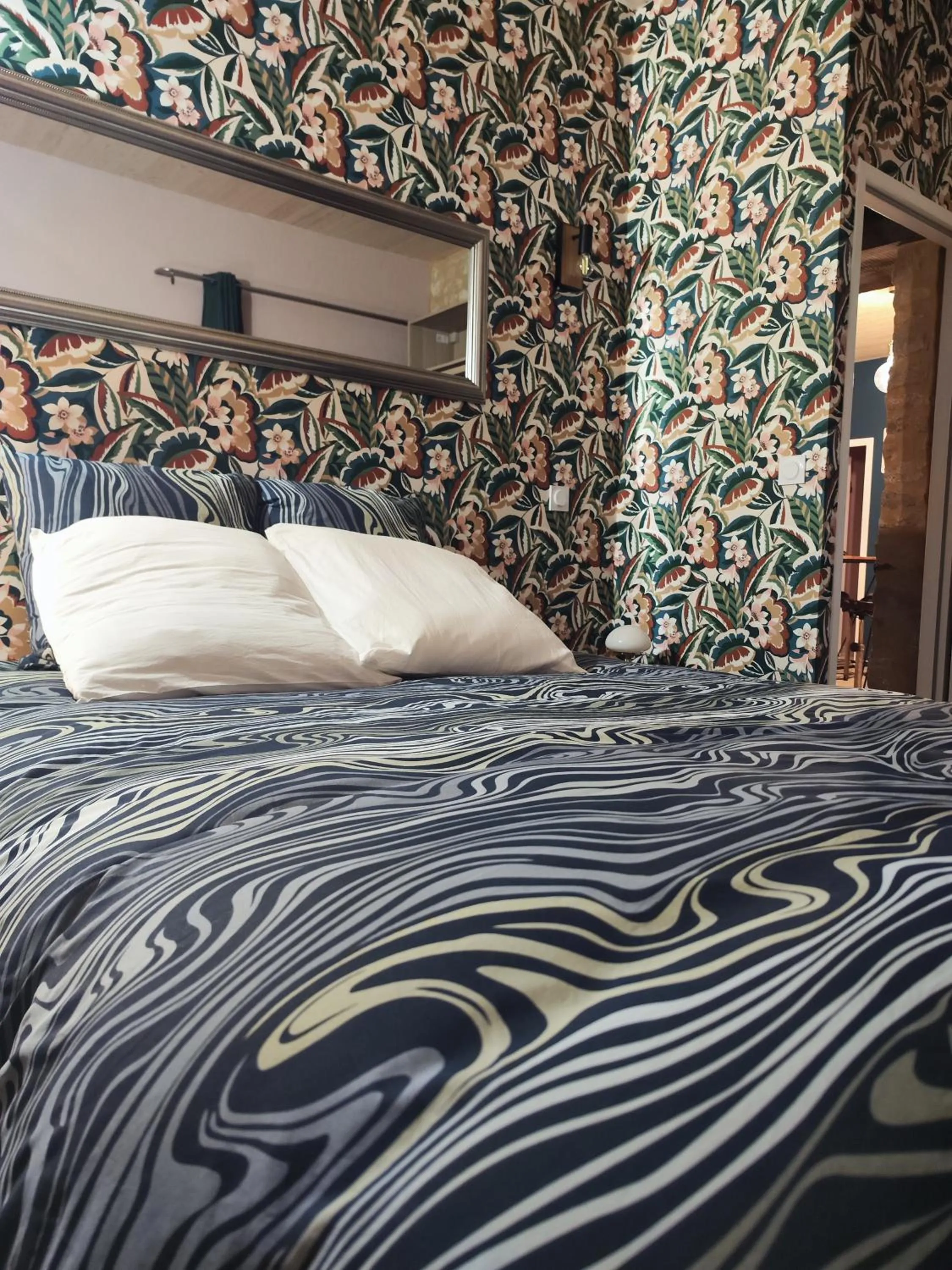 Bed in La ferme aux chats