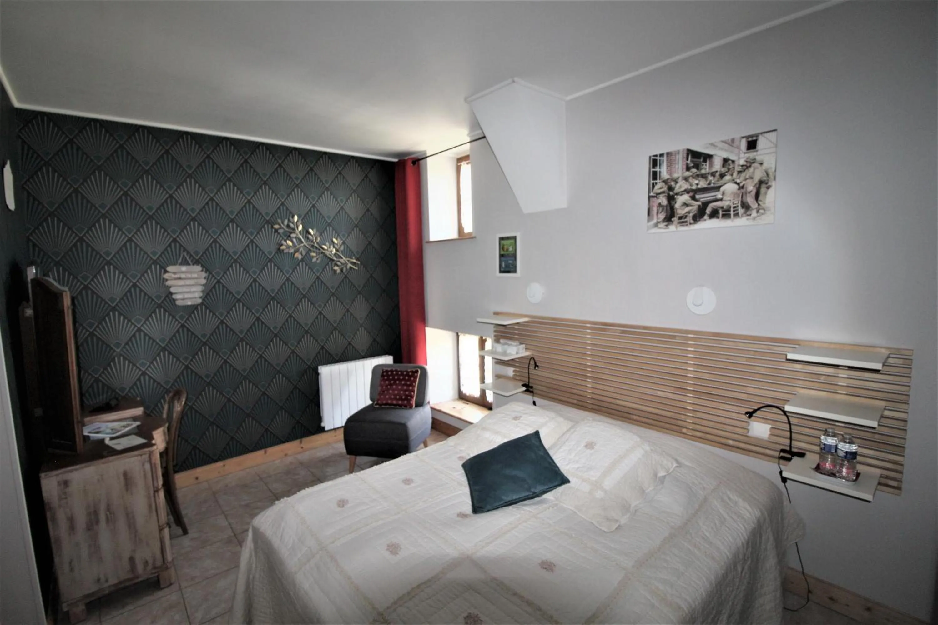 Bed in La ferme aux chats