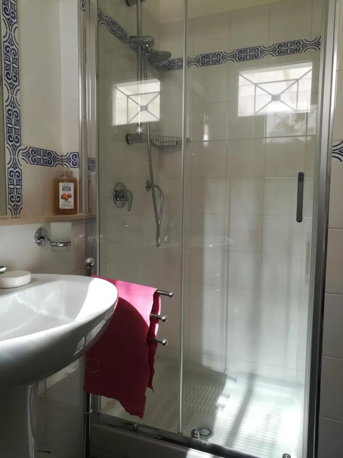 Bathroom in Lem Lem B&B