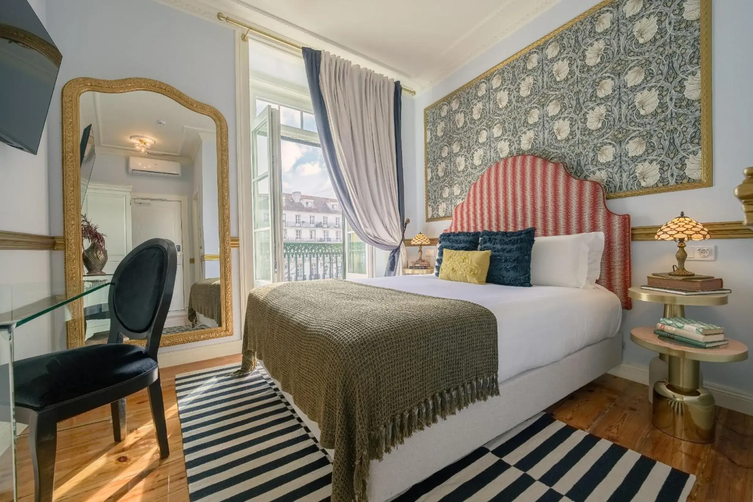 Double Room in Solar dos Poetas Double Room in Solar dos Poetas