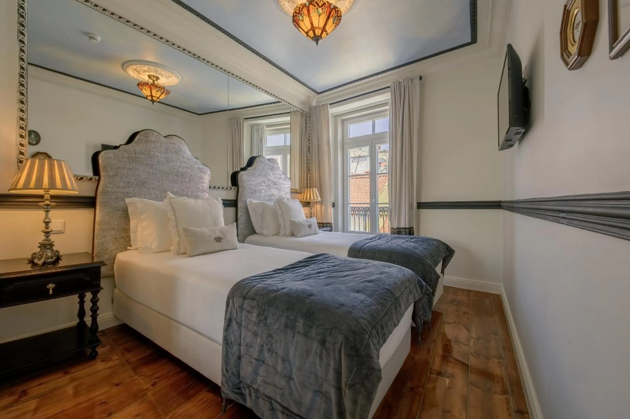 Bed in Solar dos Poetas