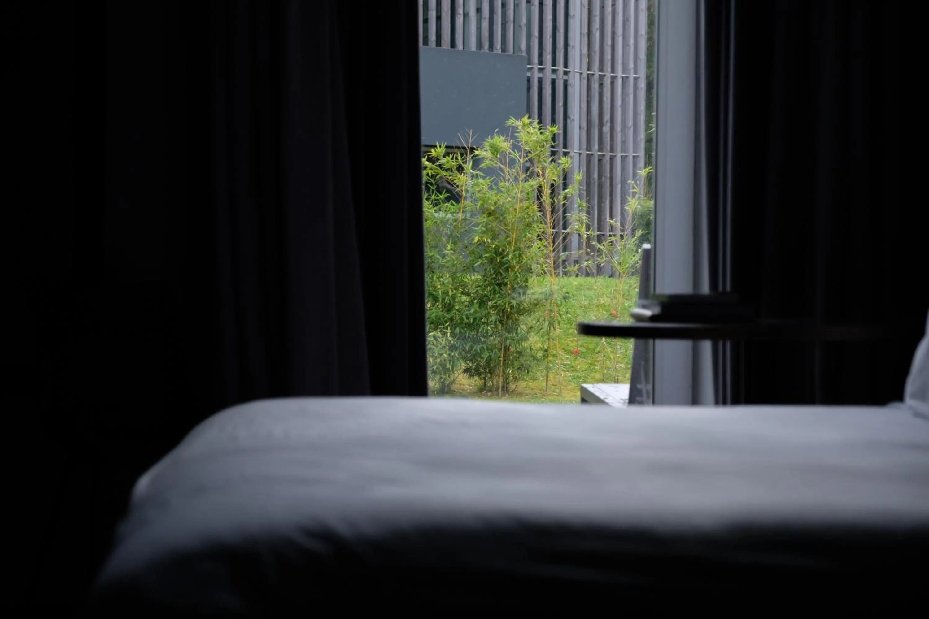 Bedroom, Bed in Octant Furnas