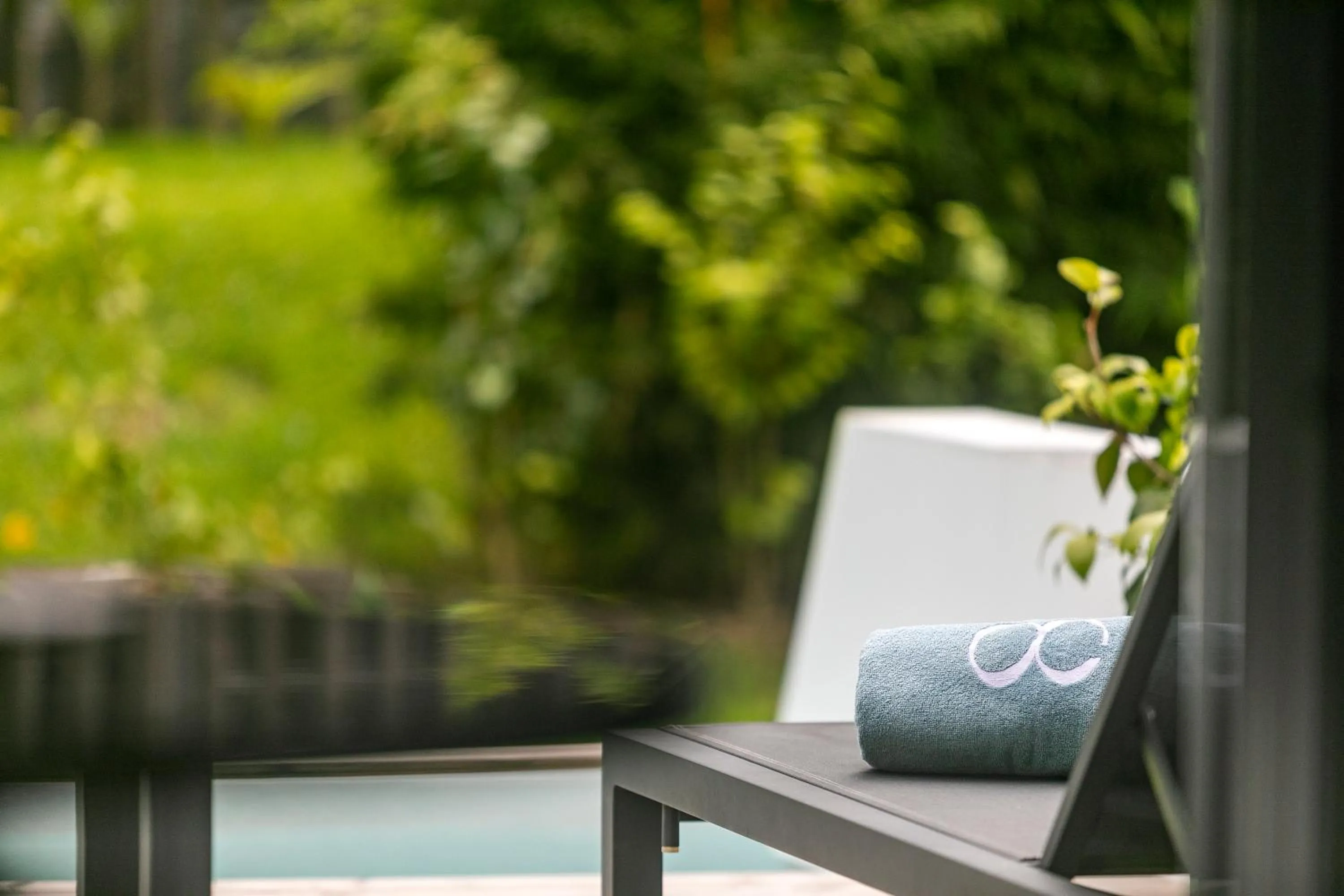 Swimming pool in Octant Furnas