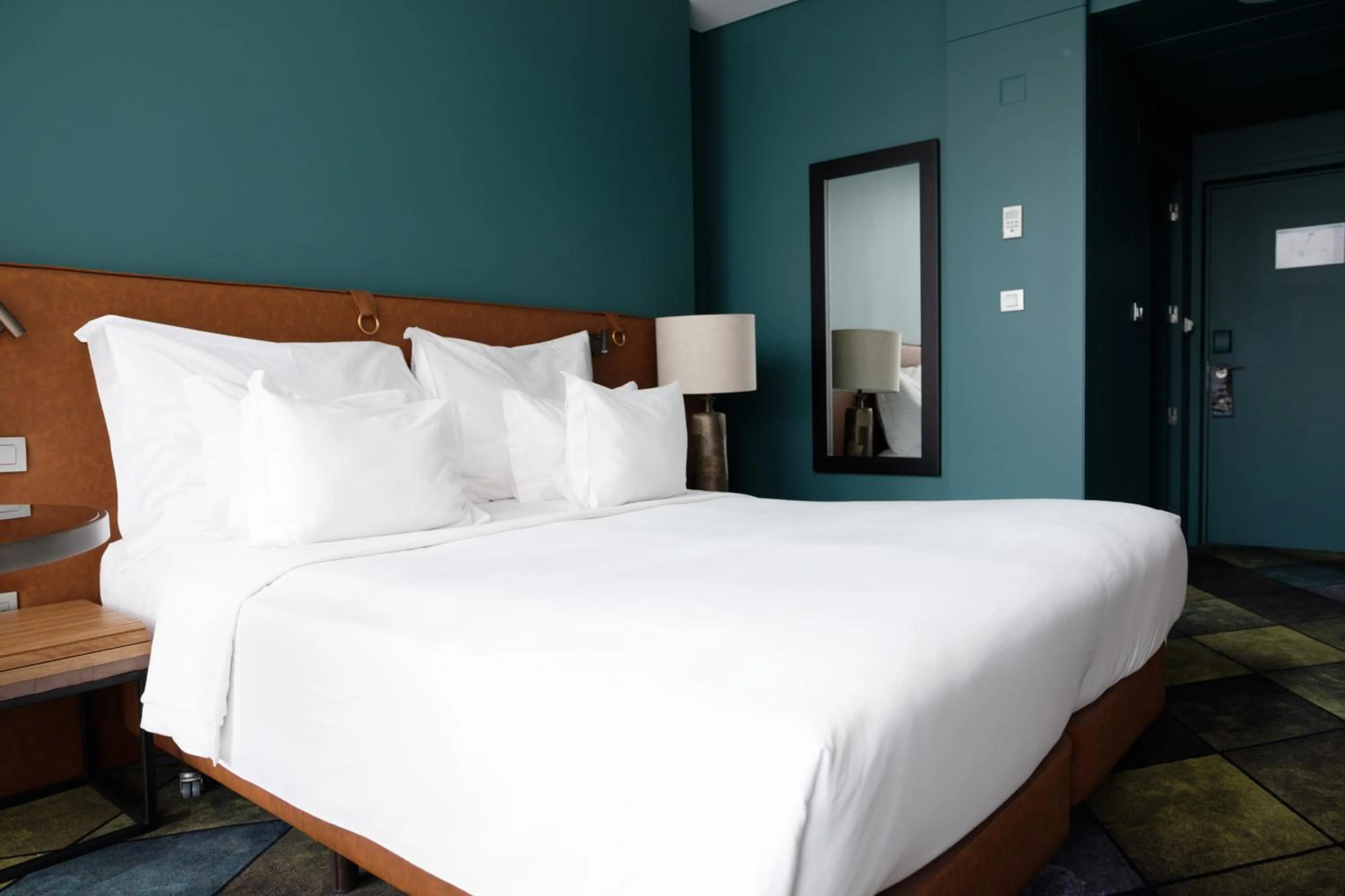 Bed in Octant Furnas