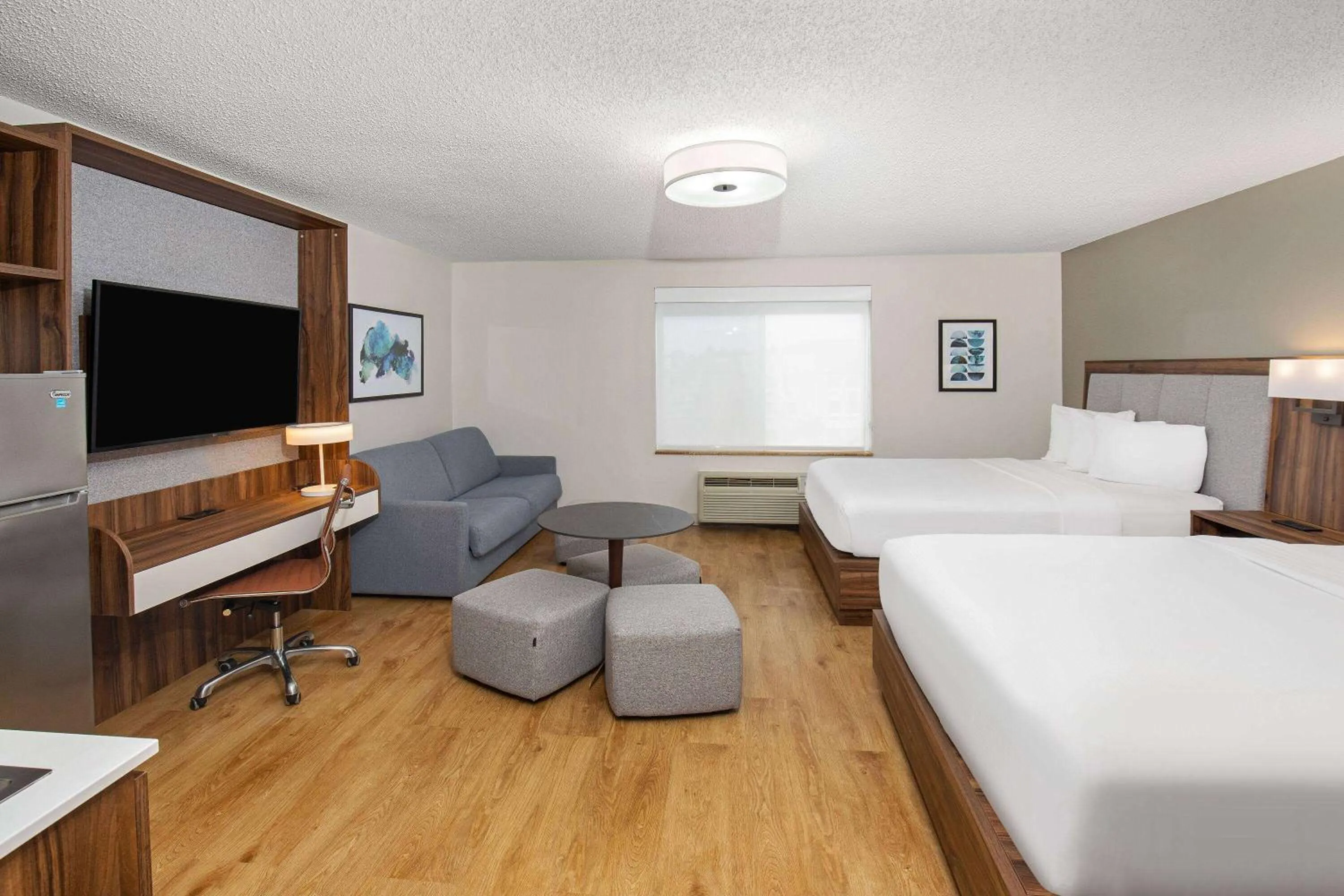 Bed in Wingate by Wyndham Hattiesburg