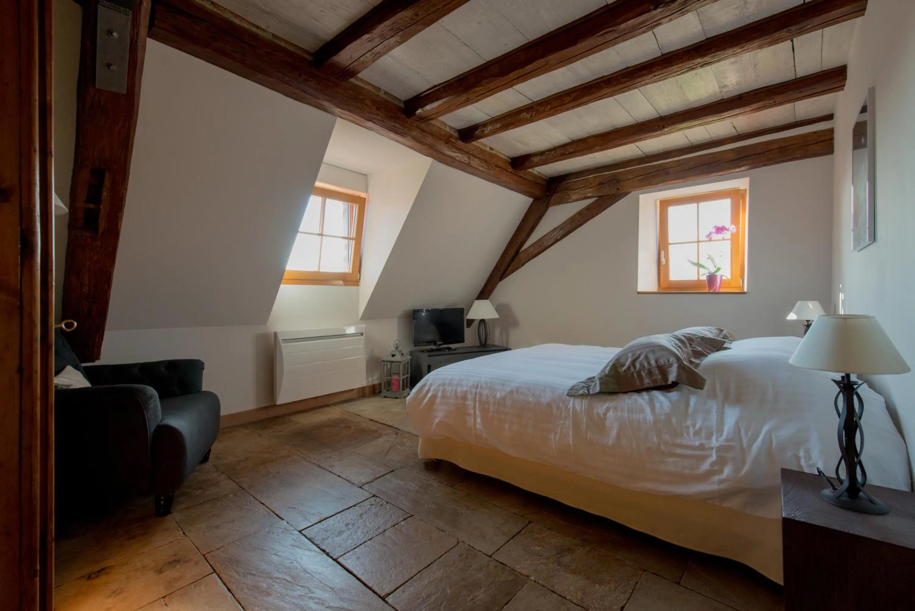 TV and multimedia, Bed in La Maison d'Emilie