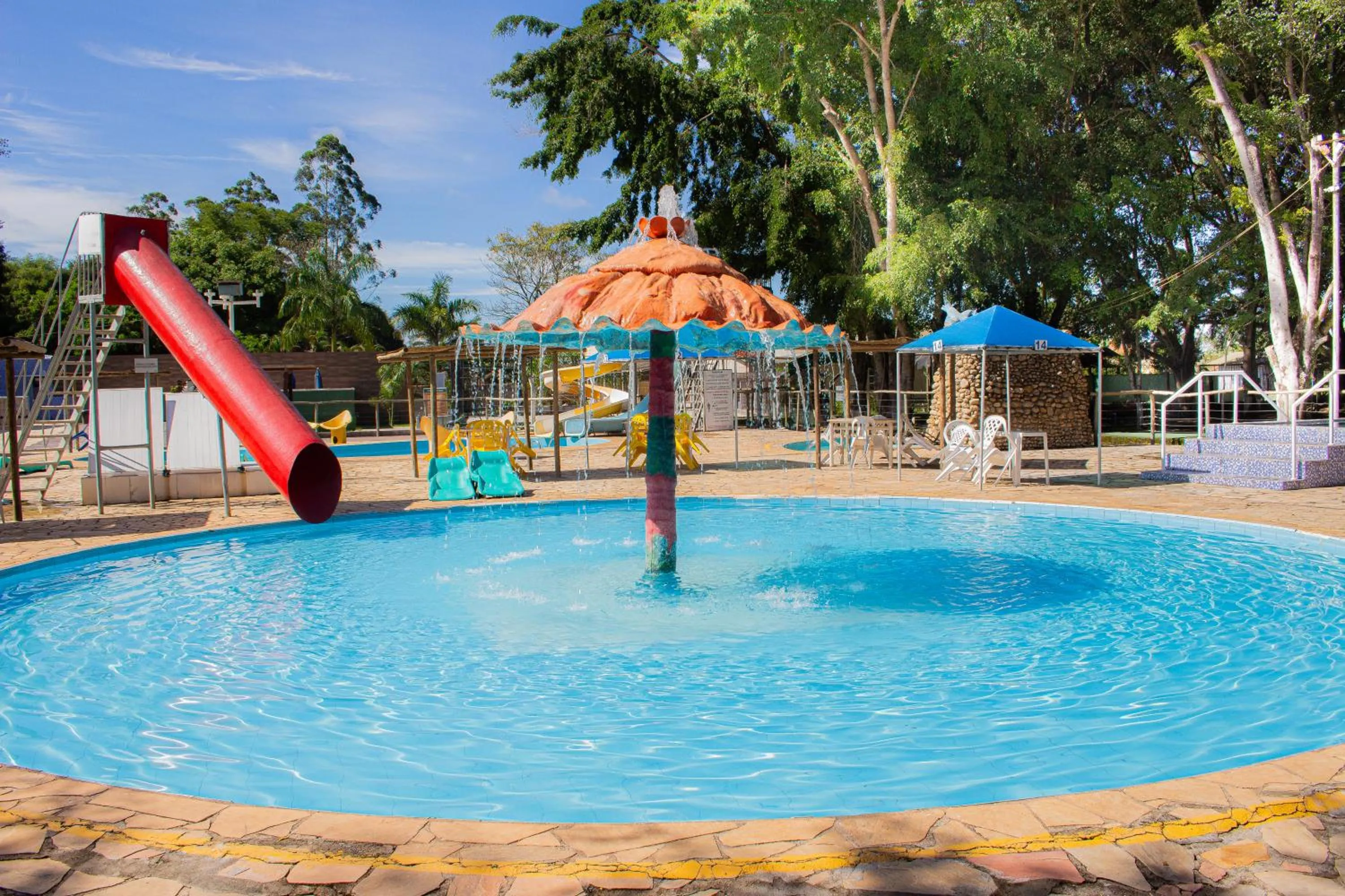 Pool view in Hotel Fazenda Pé da Serra