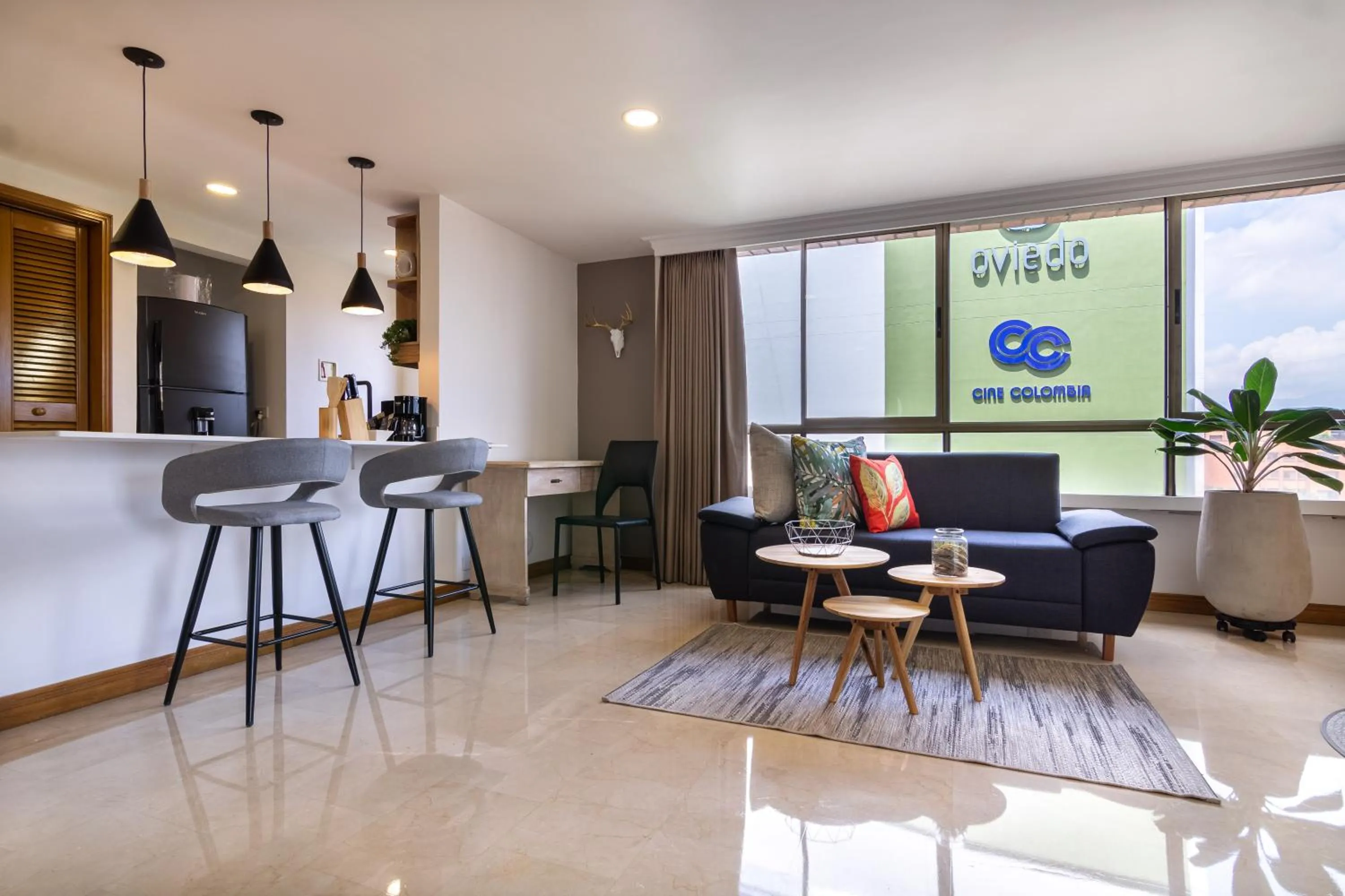 Living room in Alcazar de Oviedo by EE Hoteles