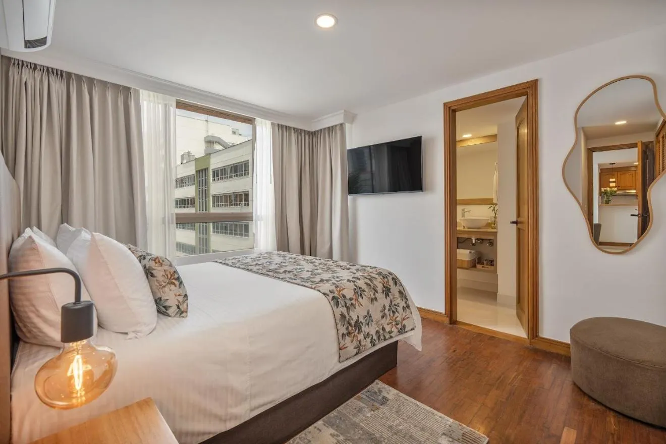 Bed in Alcazar de Oviedo by EE Hoteles