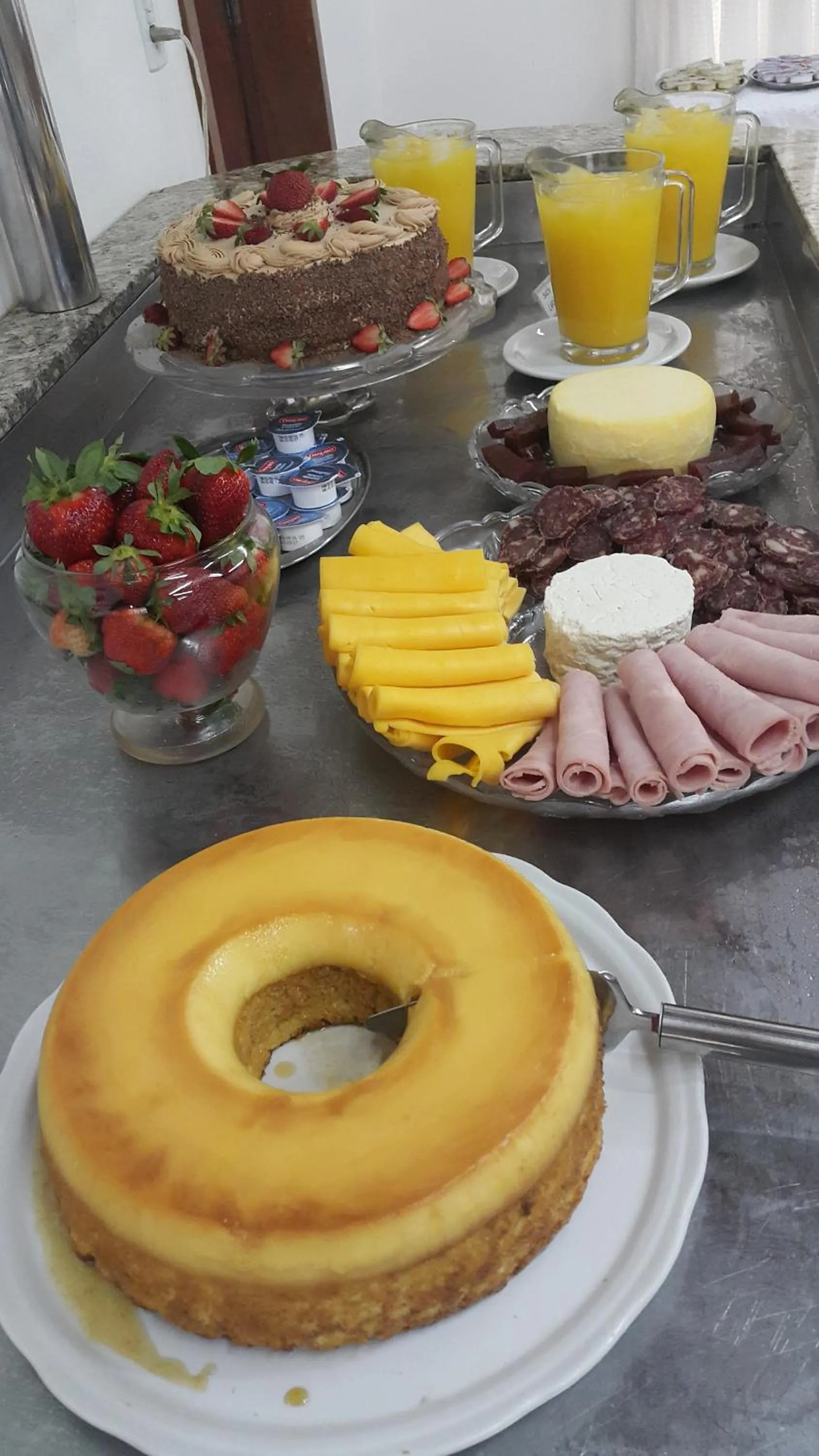 Food in Hotel Apolo XVI