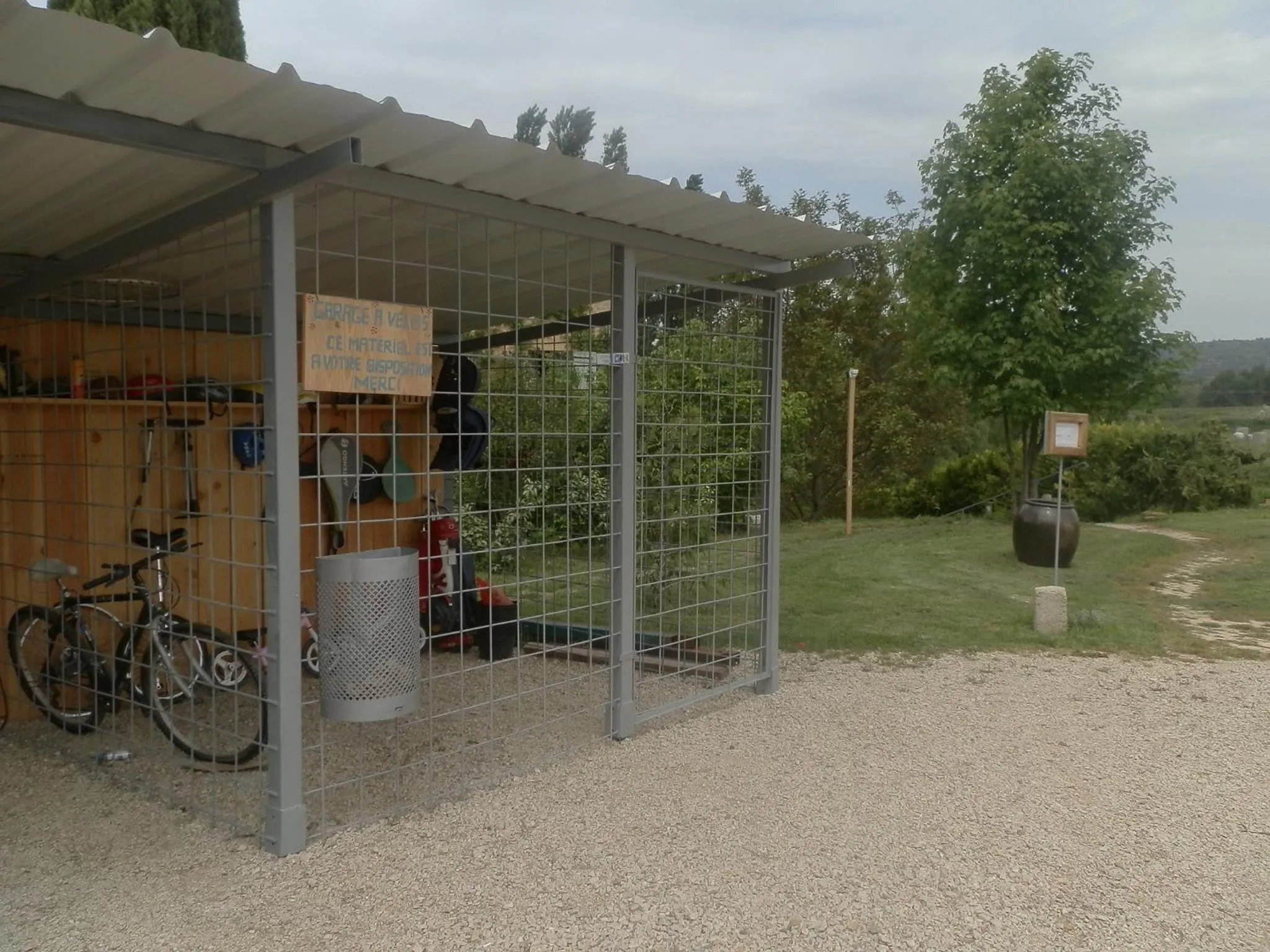 Day in Moulin d'Antelon B&B