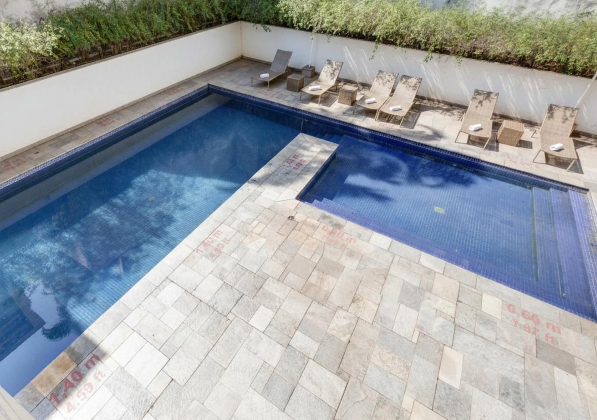 Swimming pool in Quality Paulista (São Paulo, Jardins)