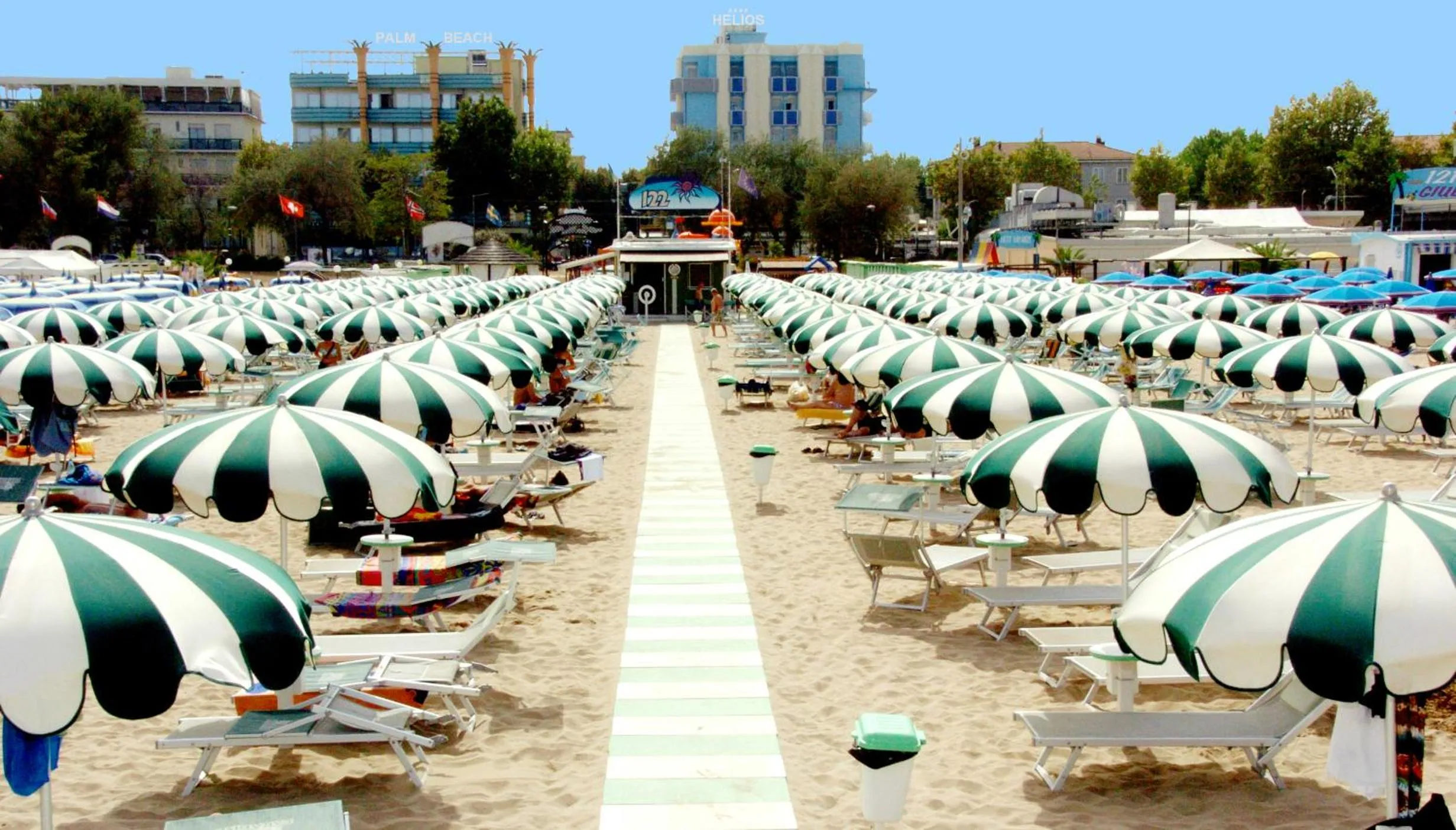 Day in Hotel Palm Beach B&B SEA VIEW