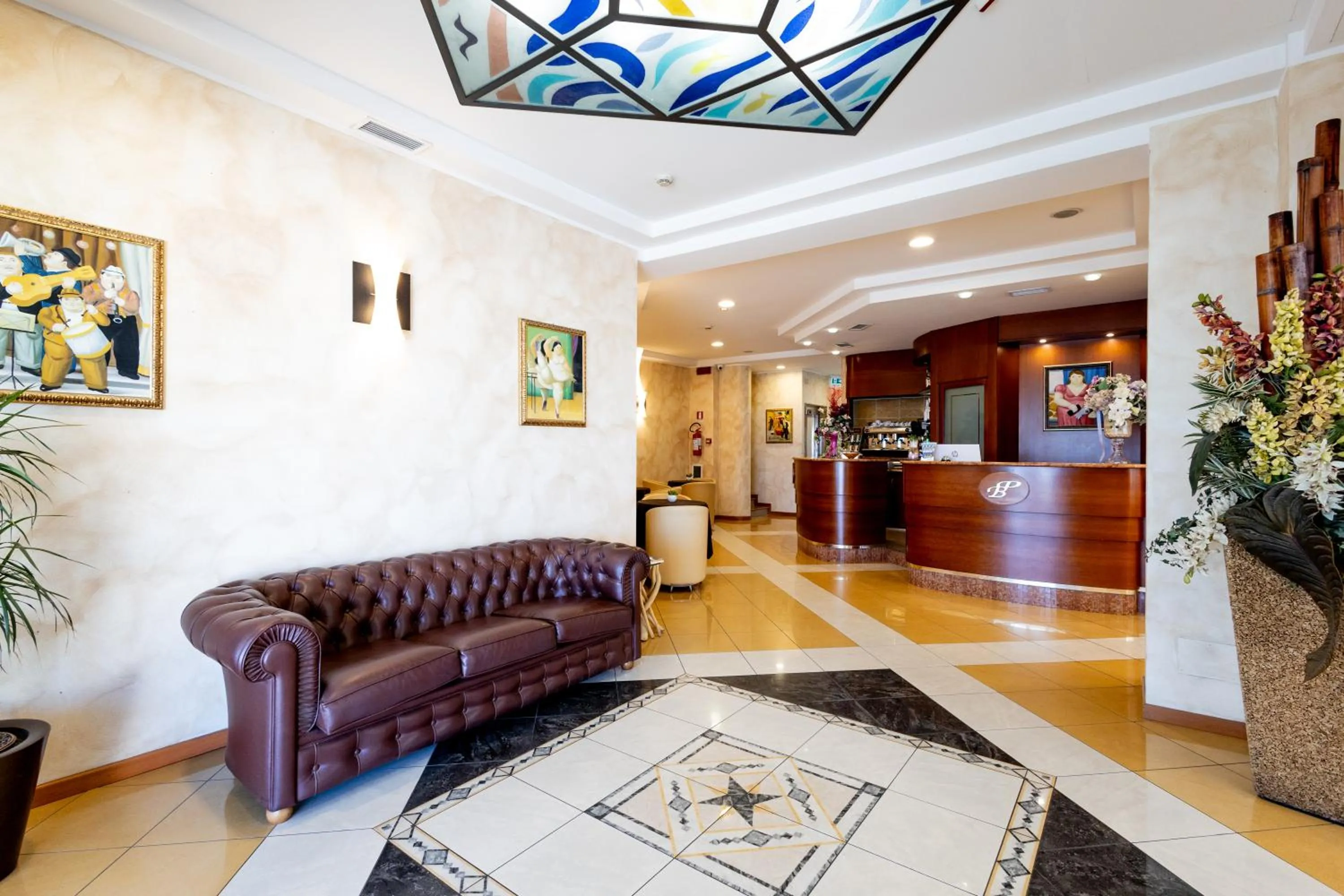 Lobby or reception in Hotel Palm Beach B&B SEA VIEW