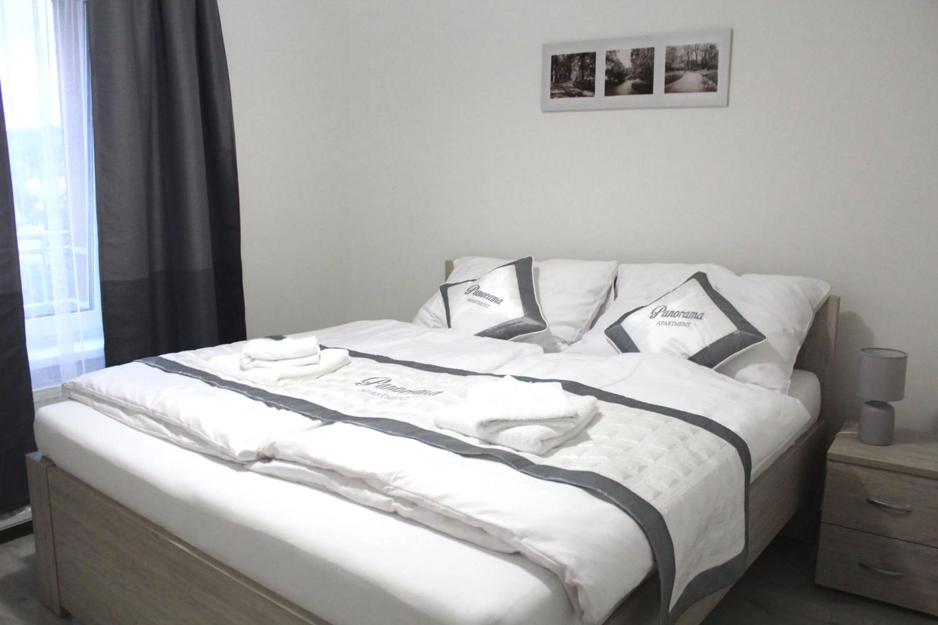 Bed in Panorama Apartments
