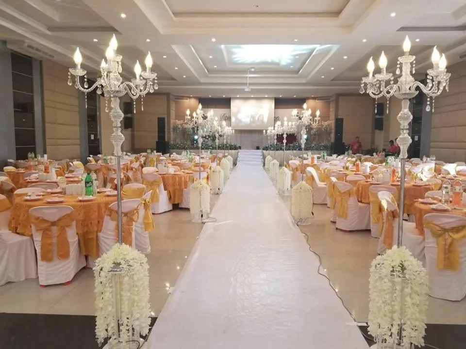 S-Tawan Hotel & Convention