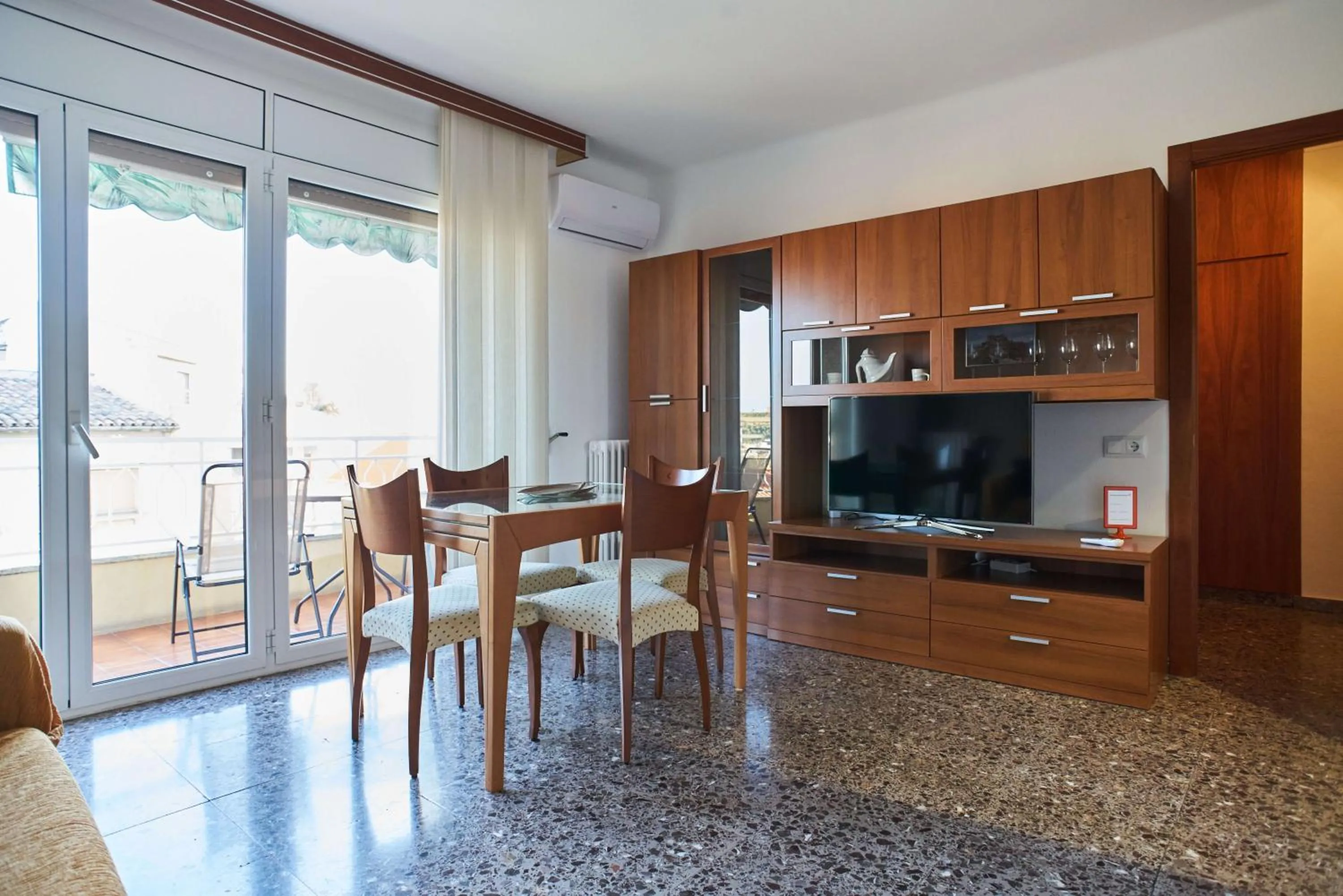 Dining area in Manresa Apartamentos Turísticos