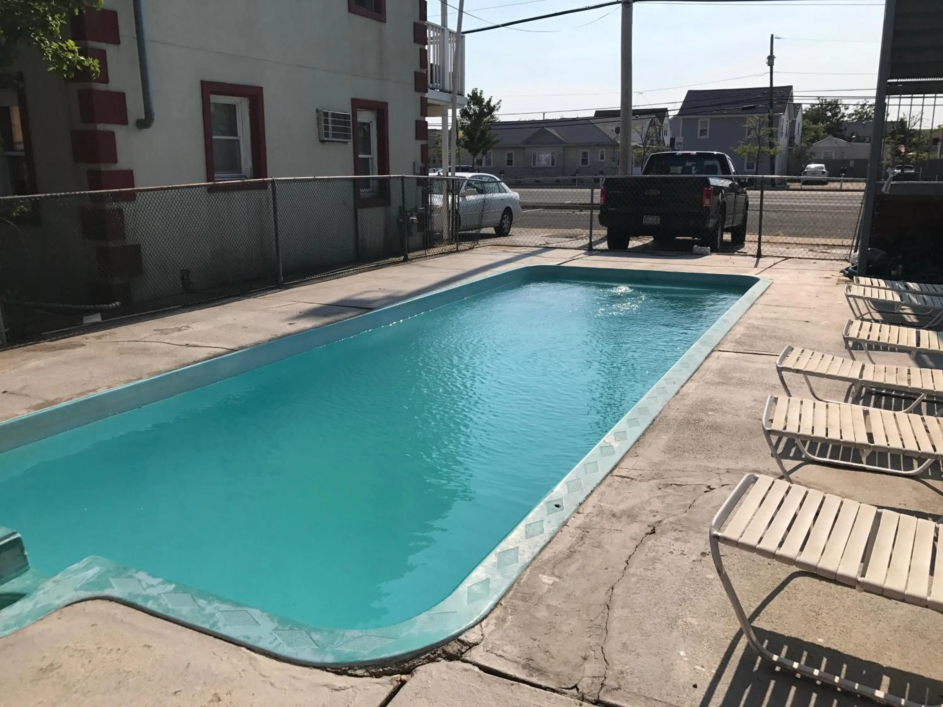 Swimming Pool in La Fontana Motel