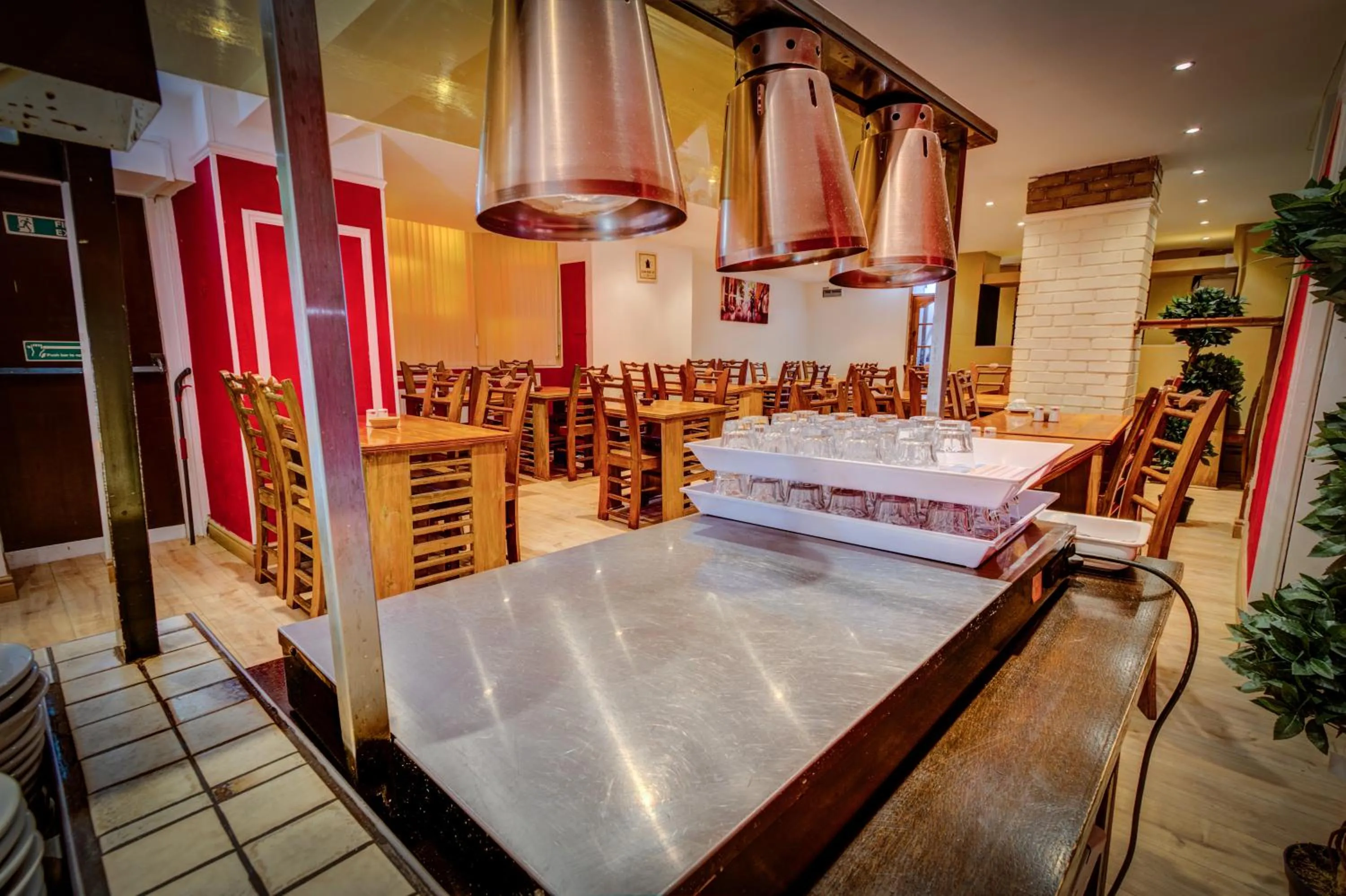 Bed in New Promenade Hotel