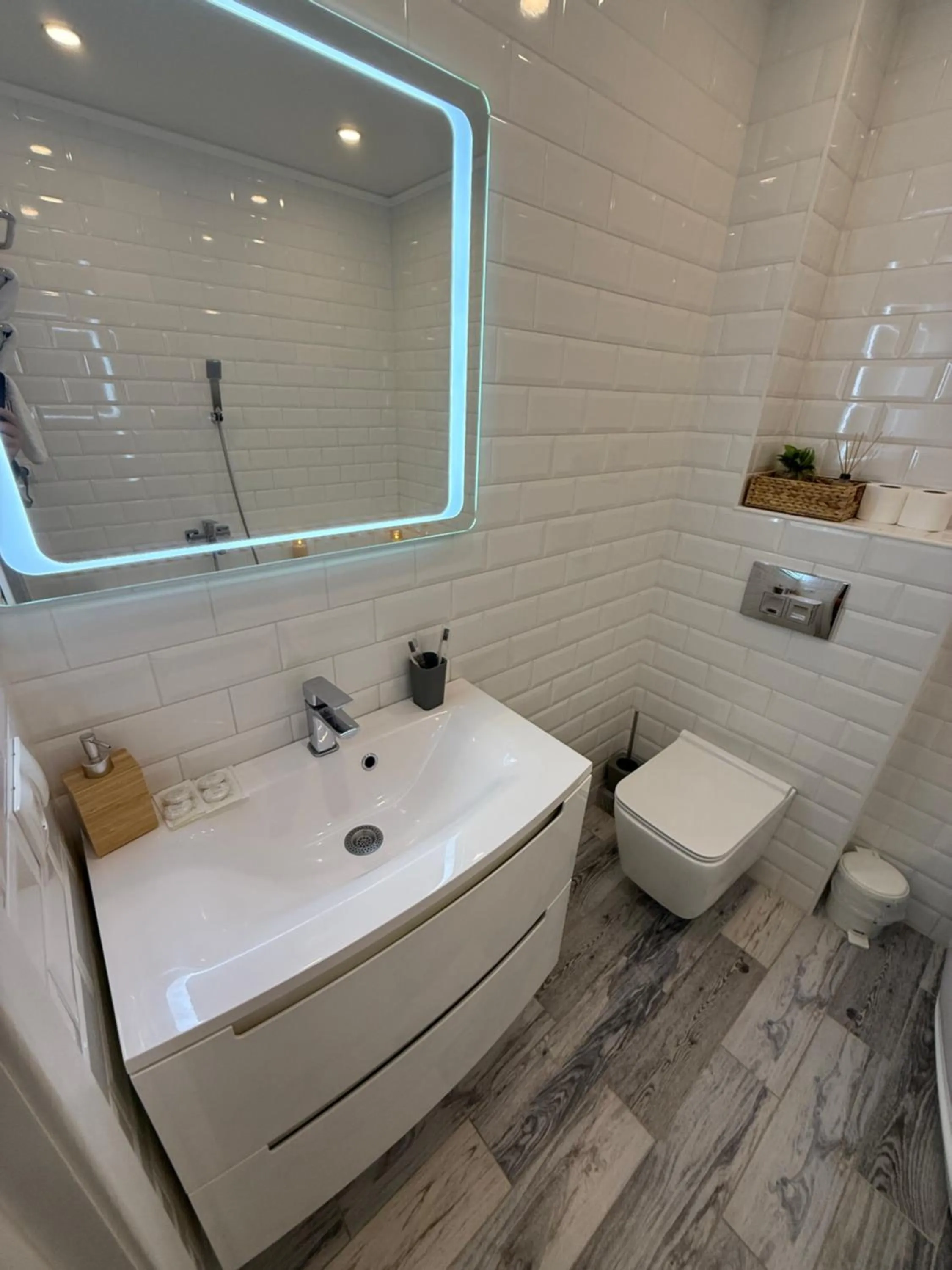 Bathroom in Apart-Hotel LAVINA з ДЖАКУЗІ