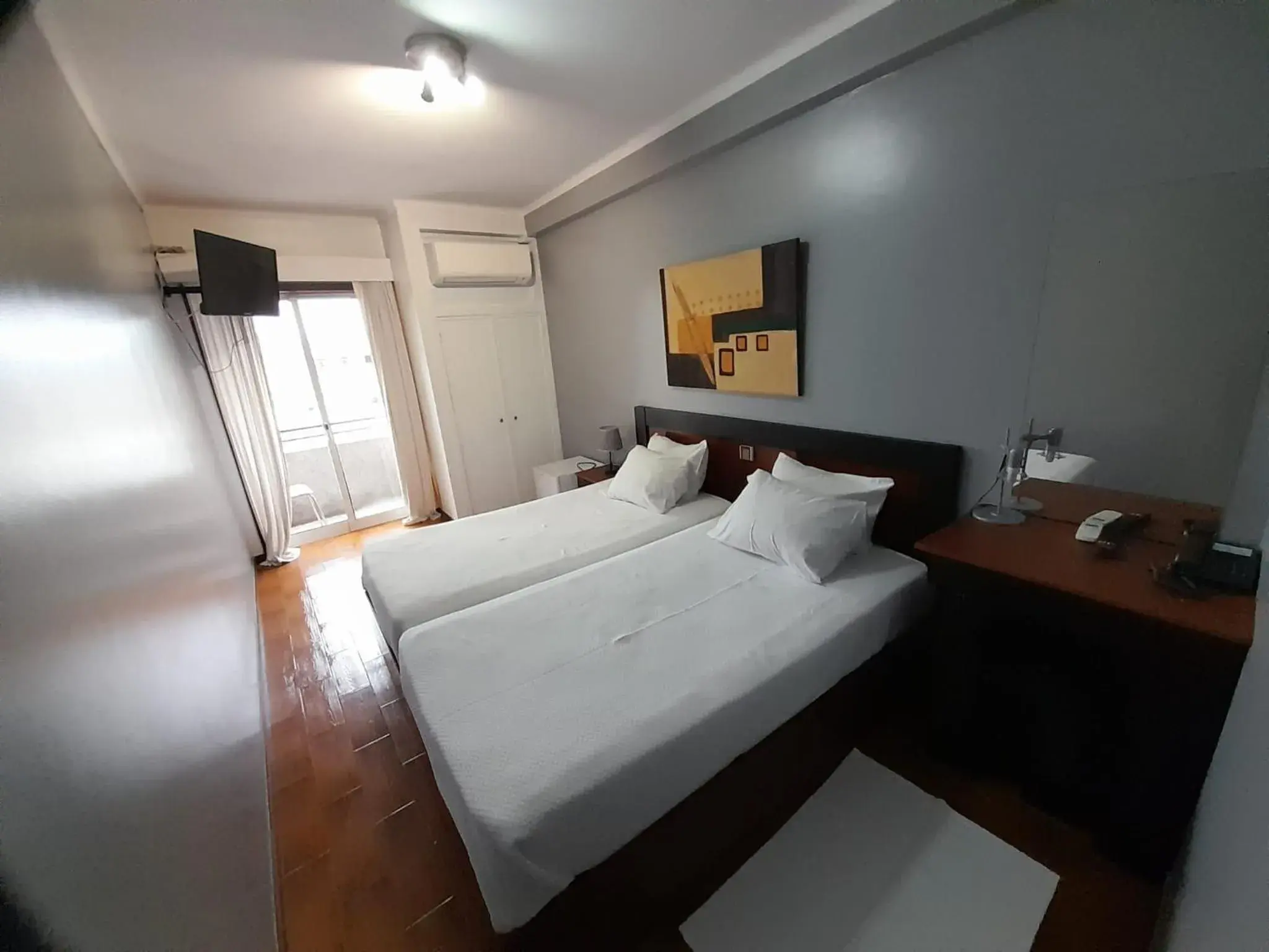 Single Room with Balcony in Hotel Dom Joao IV Single Room with Balcony in Hotel Dom Joao IV