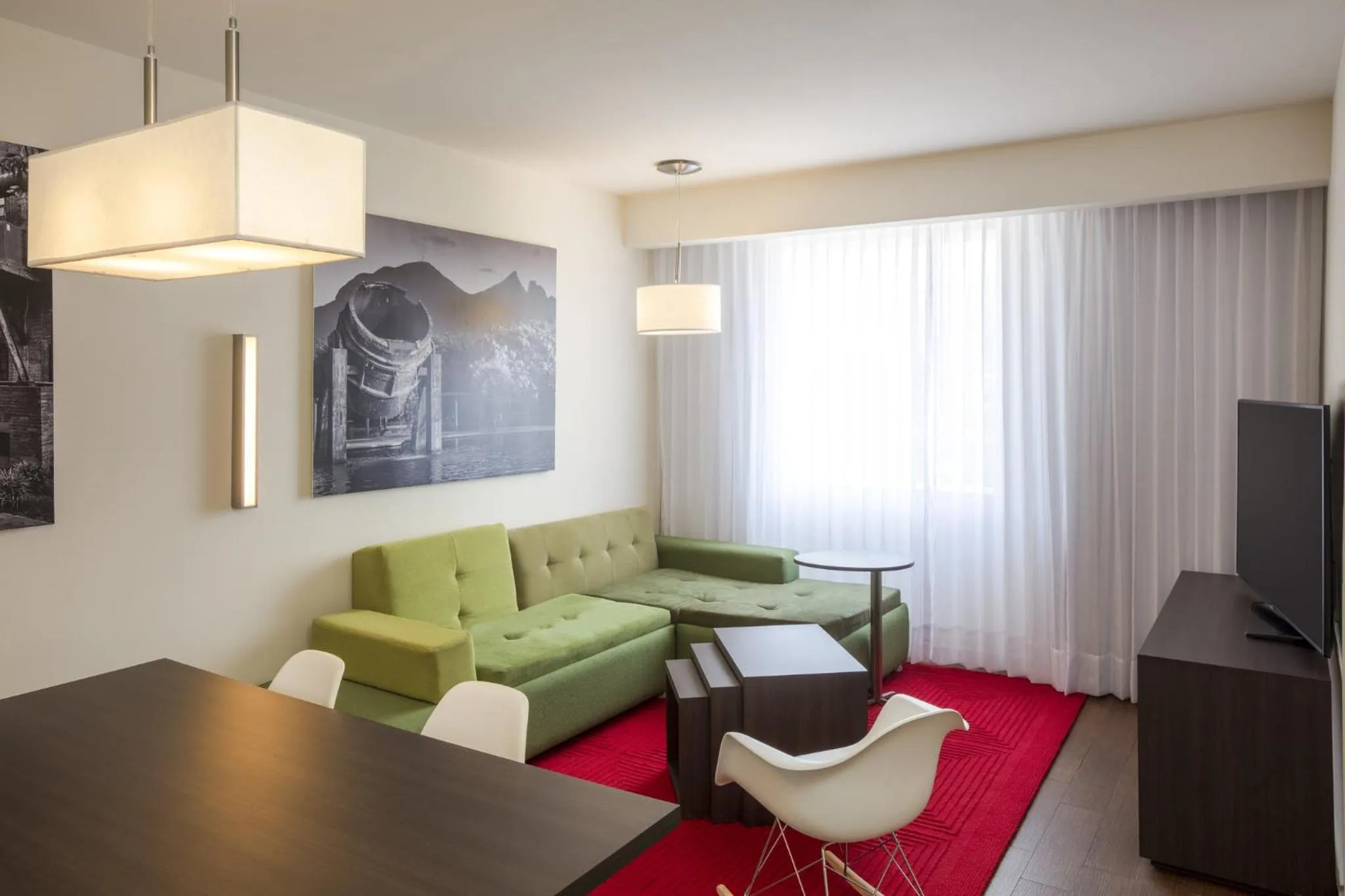 Photo of the whole room in Fiesta Inn Express Monterrey Centro