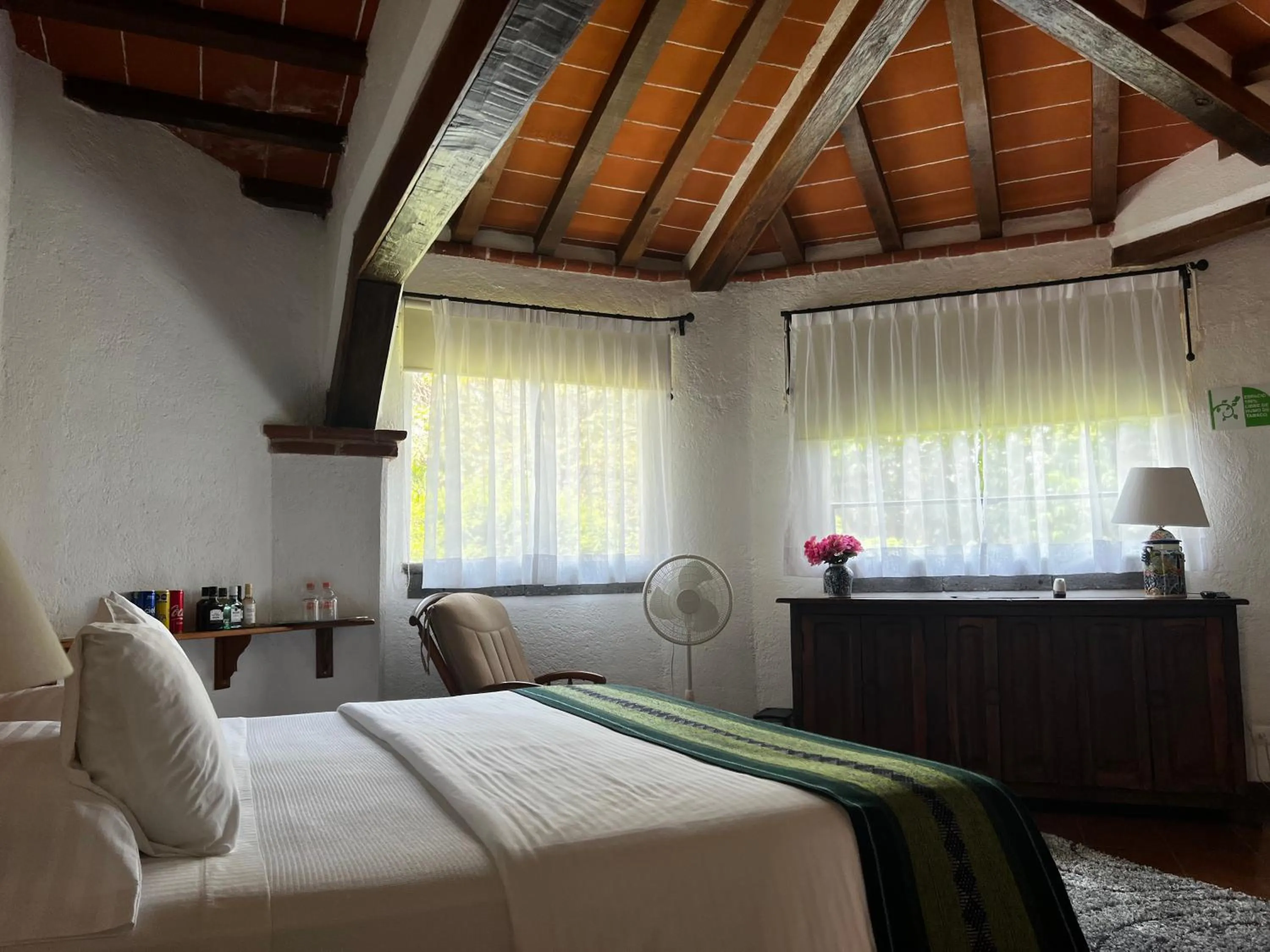 Bed in Casa Bugambilia, Un Pequeño Hotel en Tepoztlán