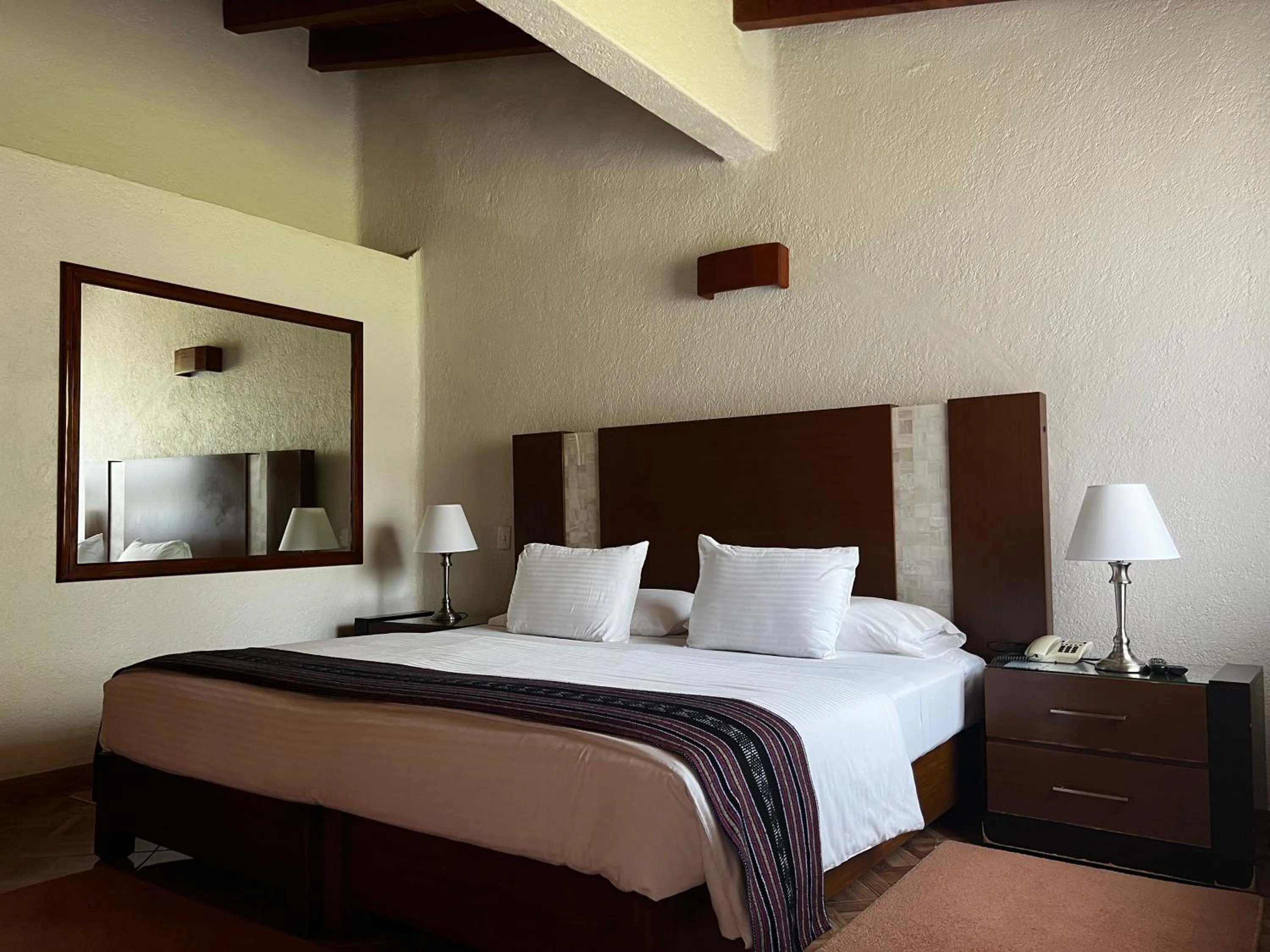 Bed in Casa Bugambilia, Un Pequeño Hotel en Tepoztlán