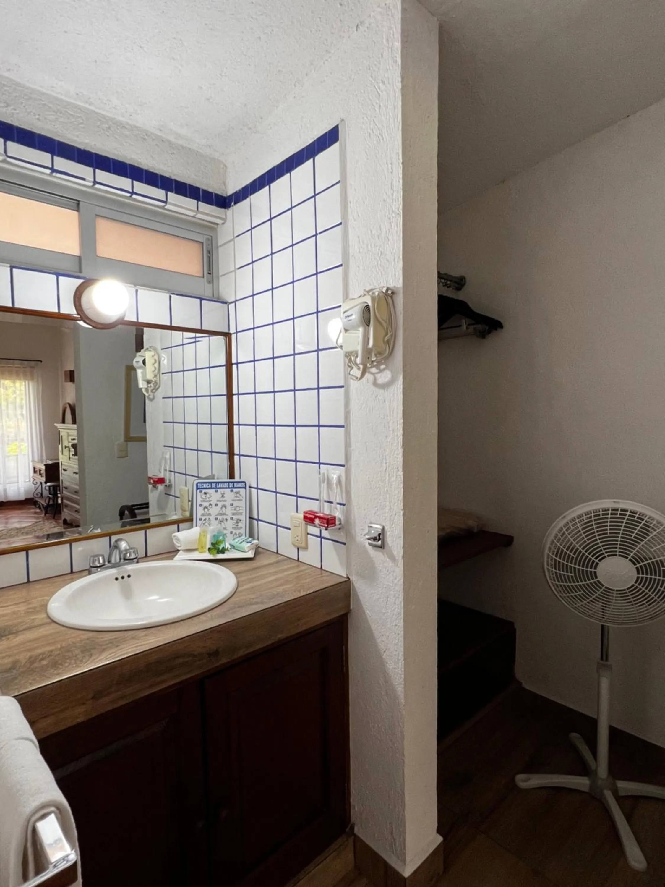 Bathroom in Casa Bugambilia, Un Pequeño Hotel en Tepoztlán