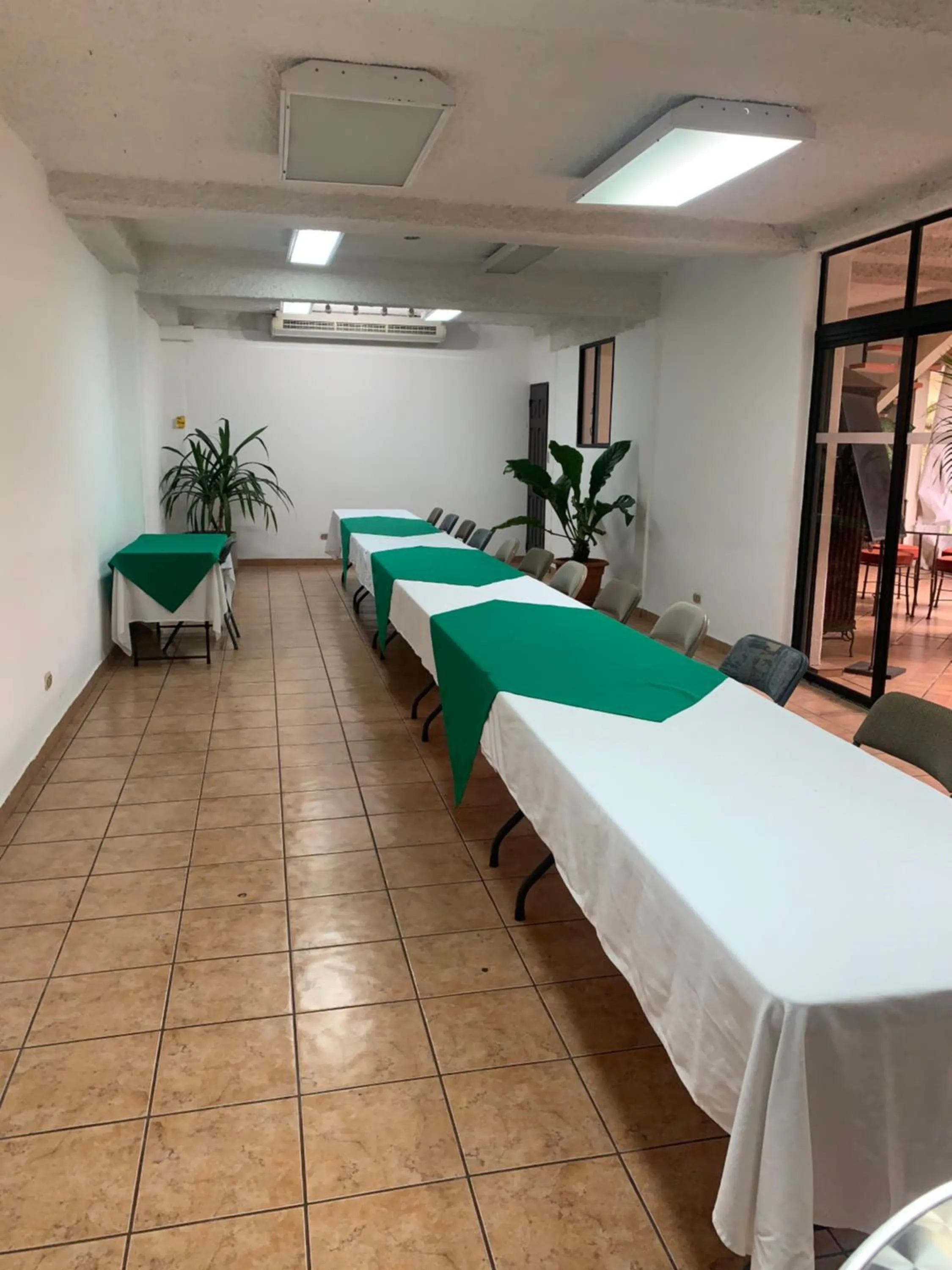 Meeting/conference room in Hotel La Posada del Angel