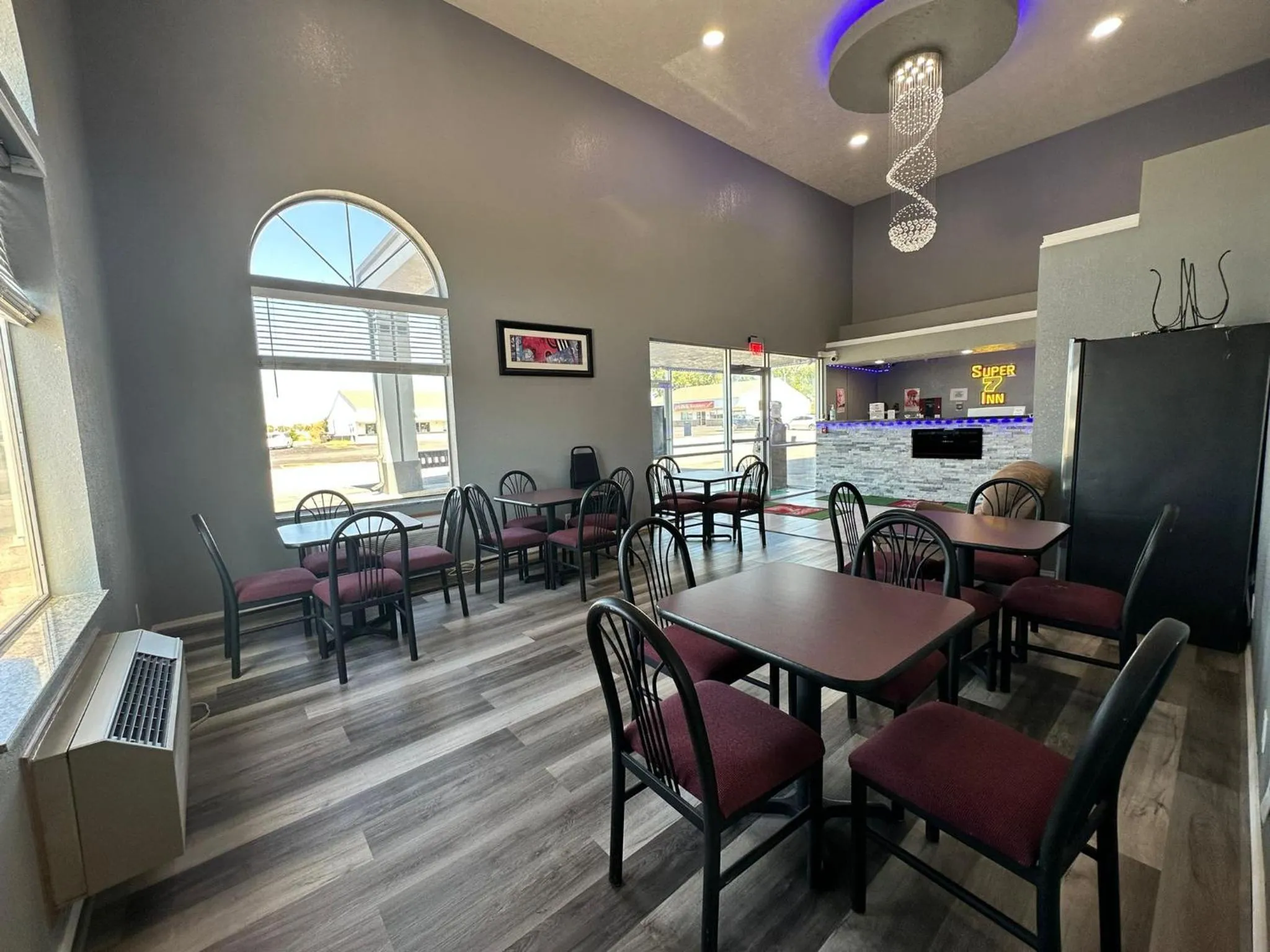 Seating area in Super 7 Inn Tecumseh