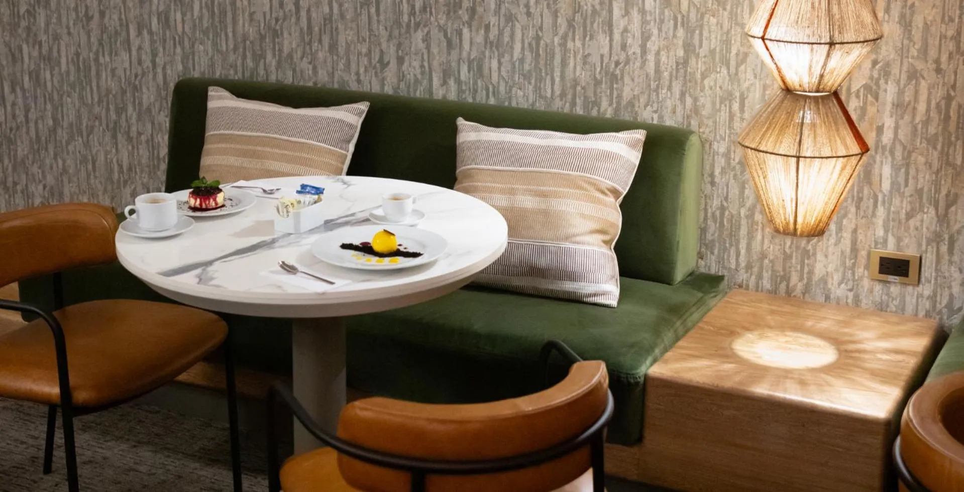 Restaurant/places to eat in Hotel Habitel Prime