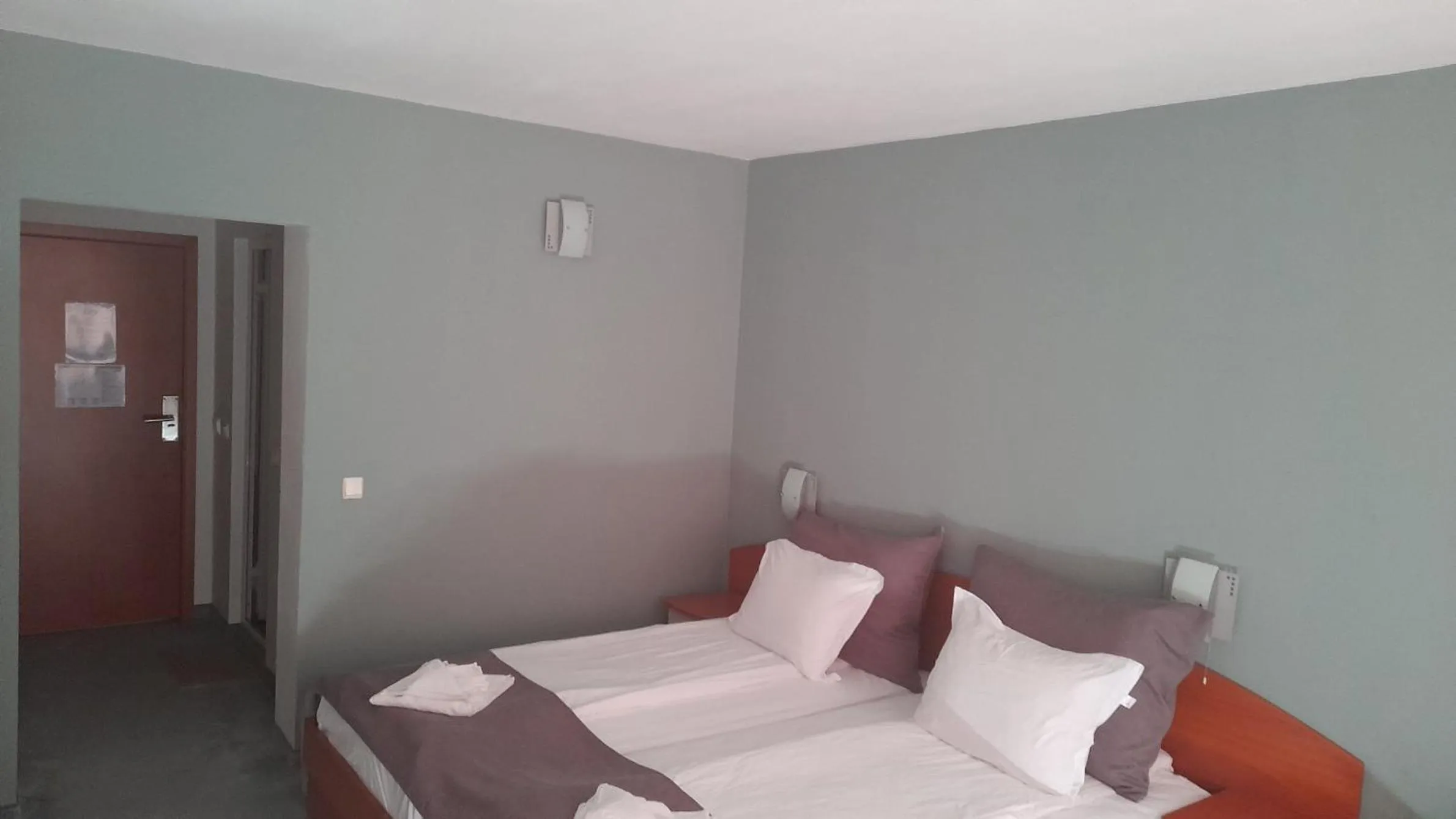 Bed in Family Hotel Saga