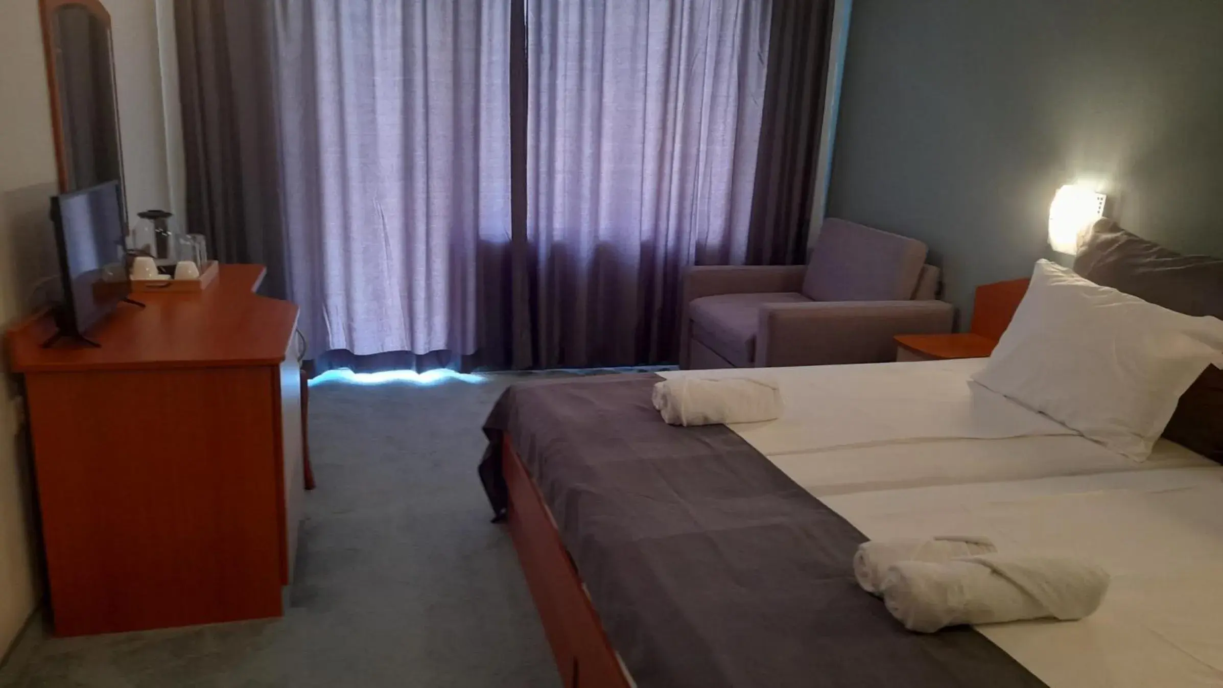 Double or Twin Room with Sofa Bed in Family Hotel Saga Double or Twin Room with Sofa Bed in Family Hotel Saga