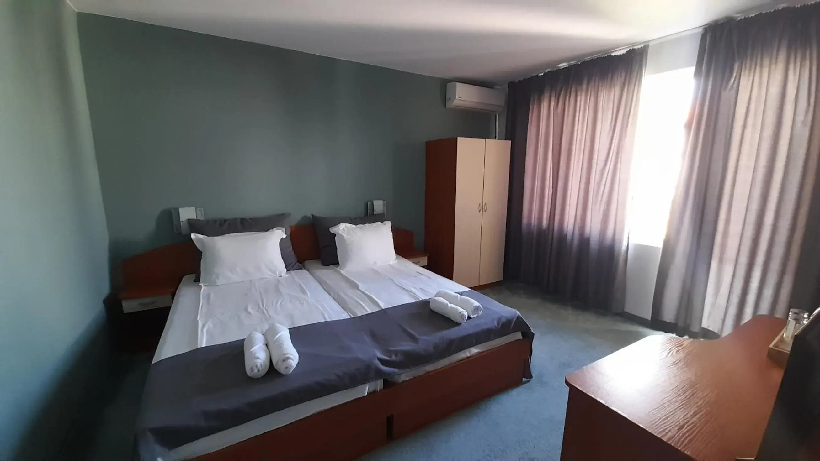 Double or Twin Room - single occupancy in Family Hotel Saga Double or Twin Room - single occupancy in Family Hotel Saga