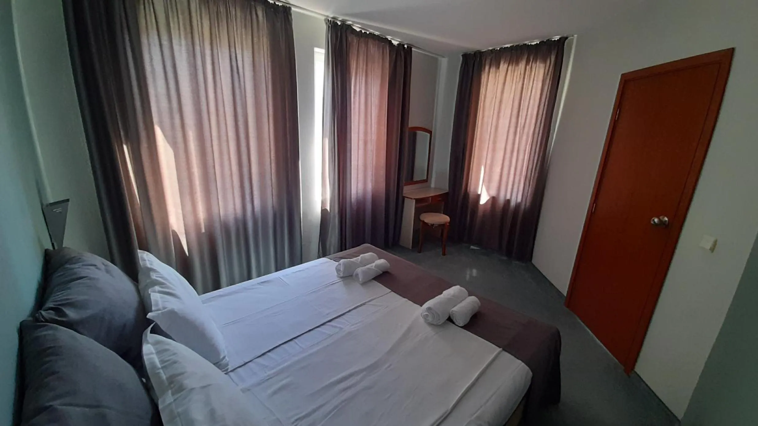 Bed in Family Hotel Saga