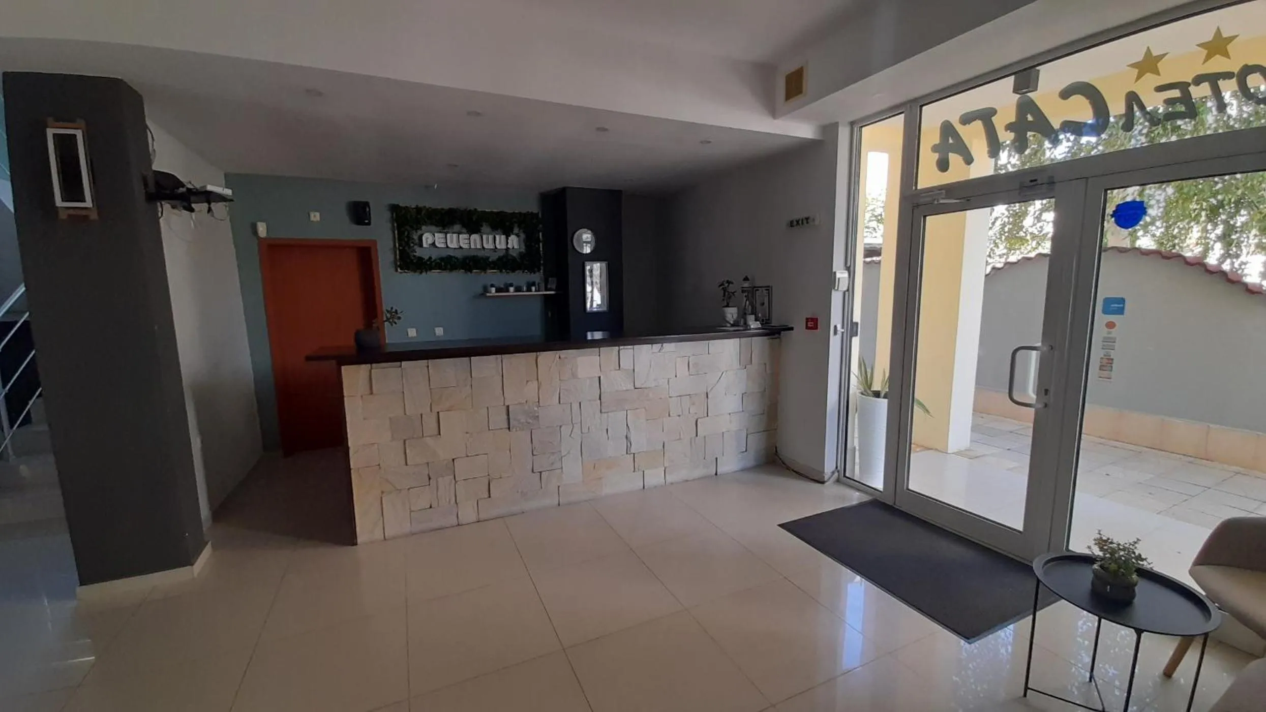 Facade/entrance in Family Hotel Saga