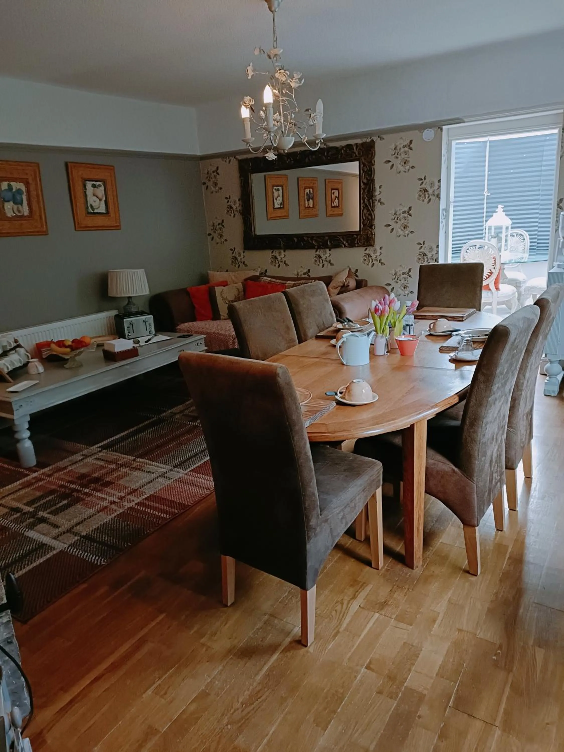 The White Dove Bed and Breakfast with Glamping Newark showground