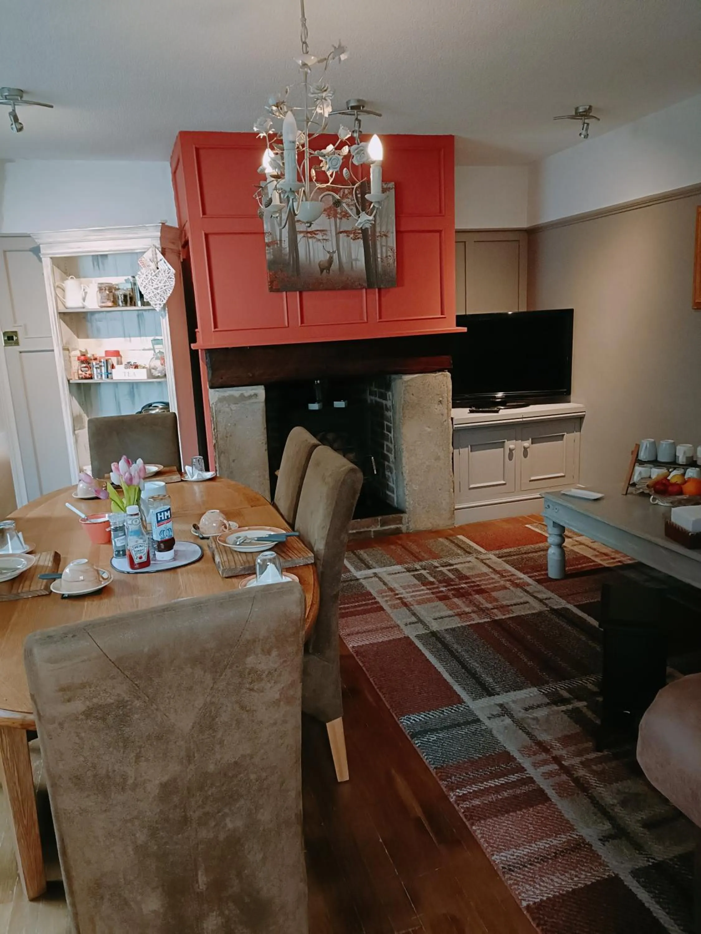 The White Dove Bed and Breakfast with Glamping Newark showground