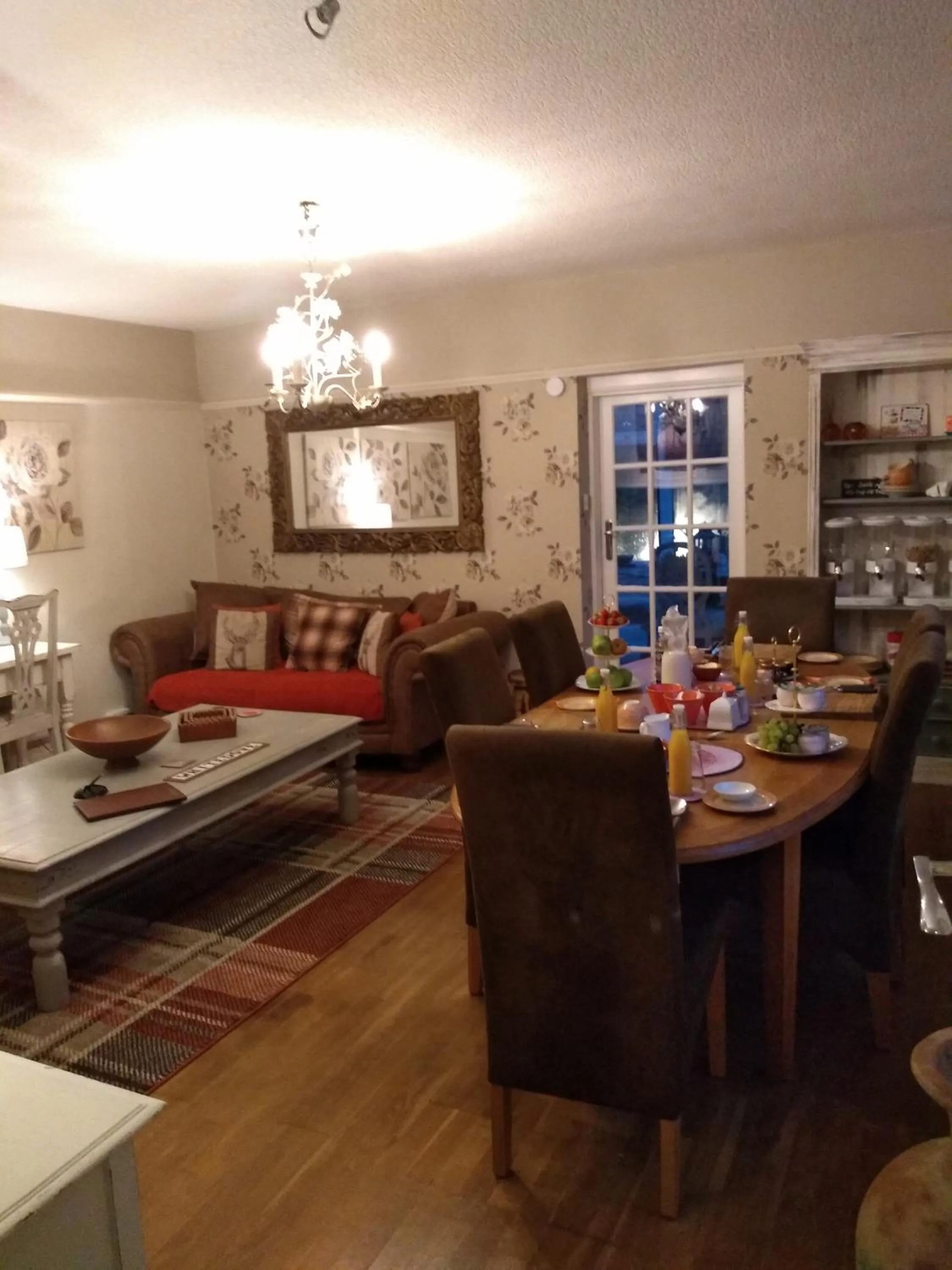 Seating area in The White Dove Bed and Breakfast with Glamping Newark showground