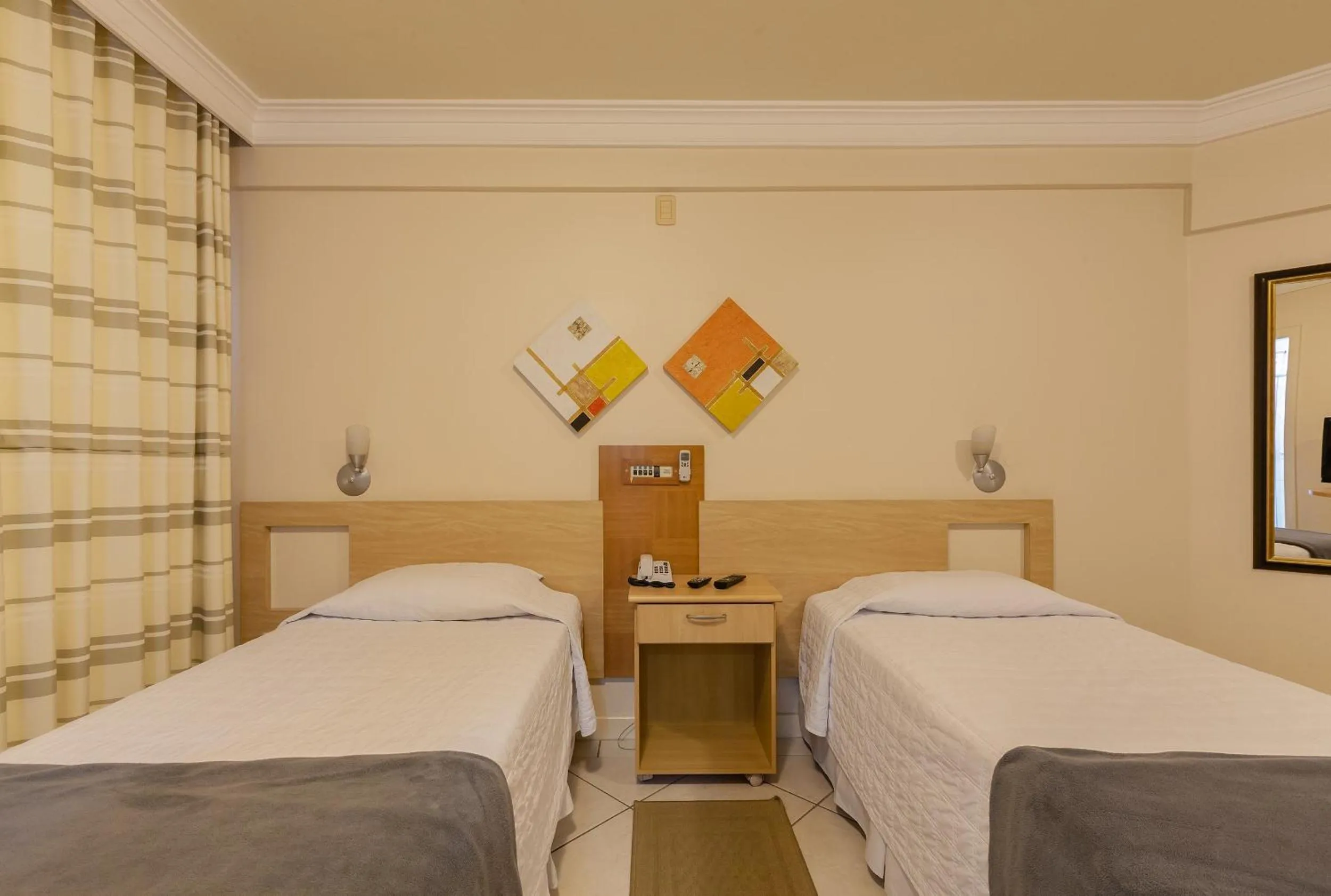 Bedroom, Bed in Tri Hotel Executive Criciúma