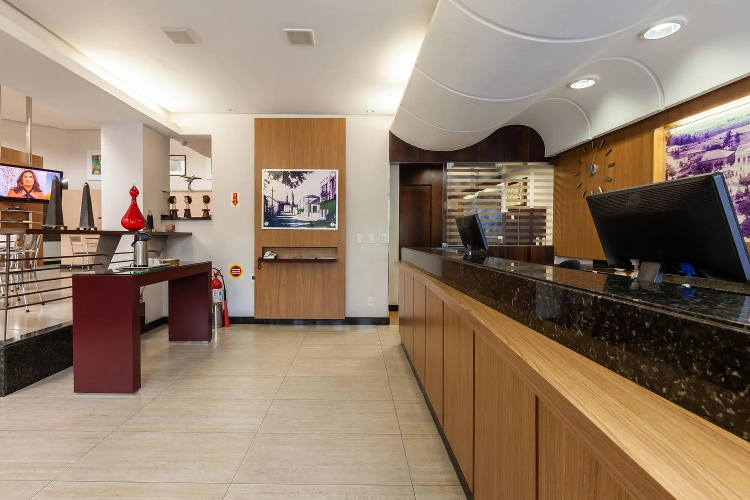 Lobby or reception in Tri Hotel Executive Criciúma