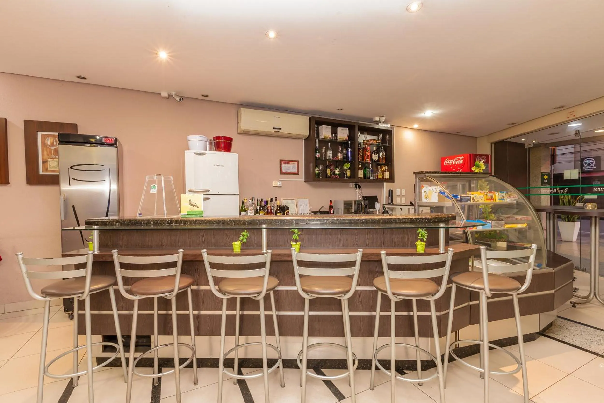 Restaurant/places to eat in Tri Hotel Criciúma