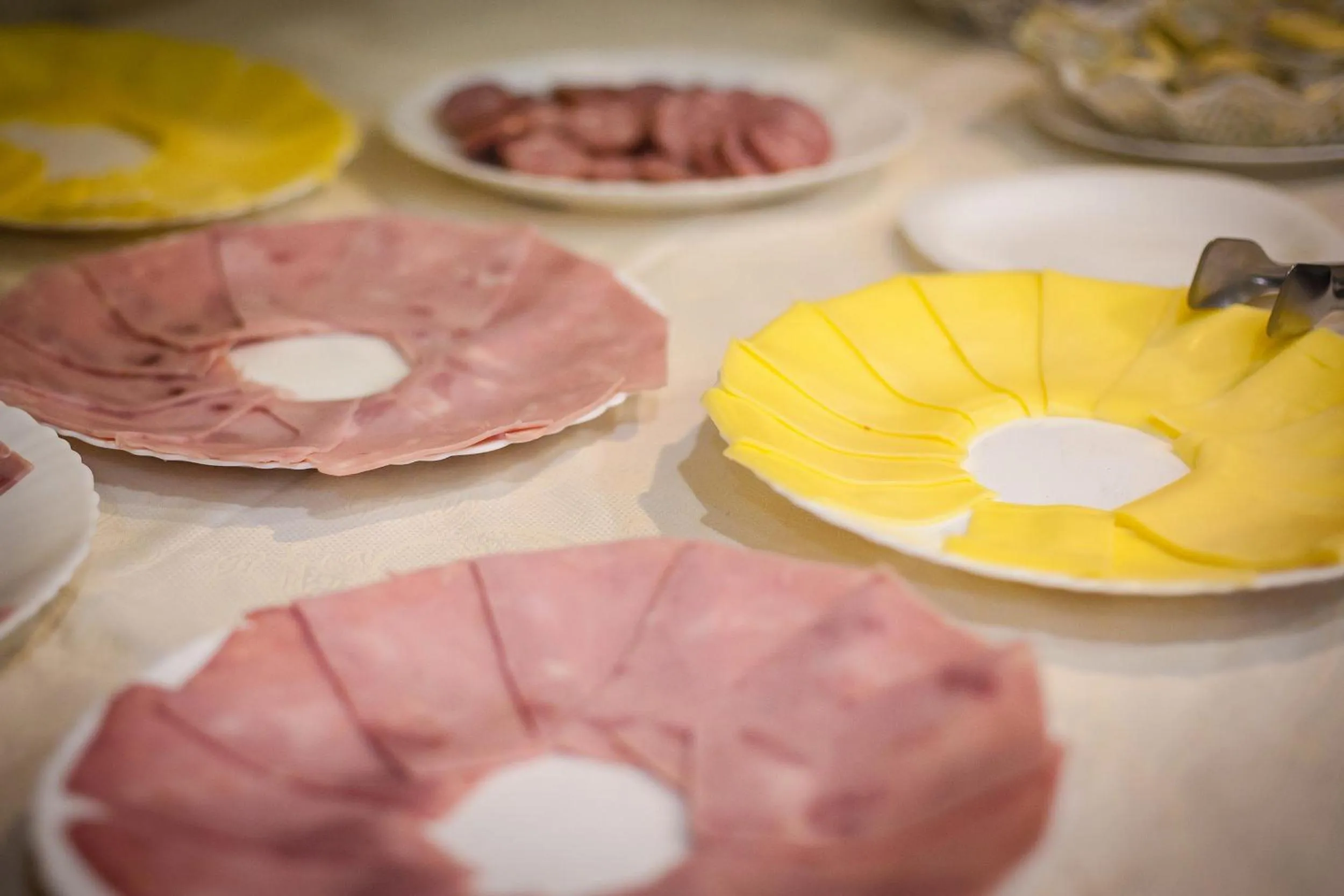 Buffet breakfast in Tri Hotel Criciúma