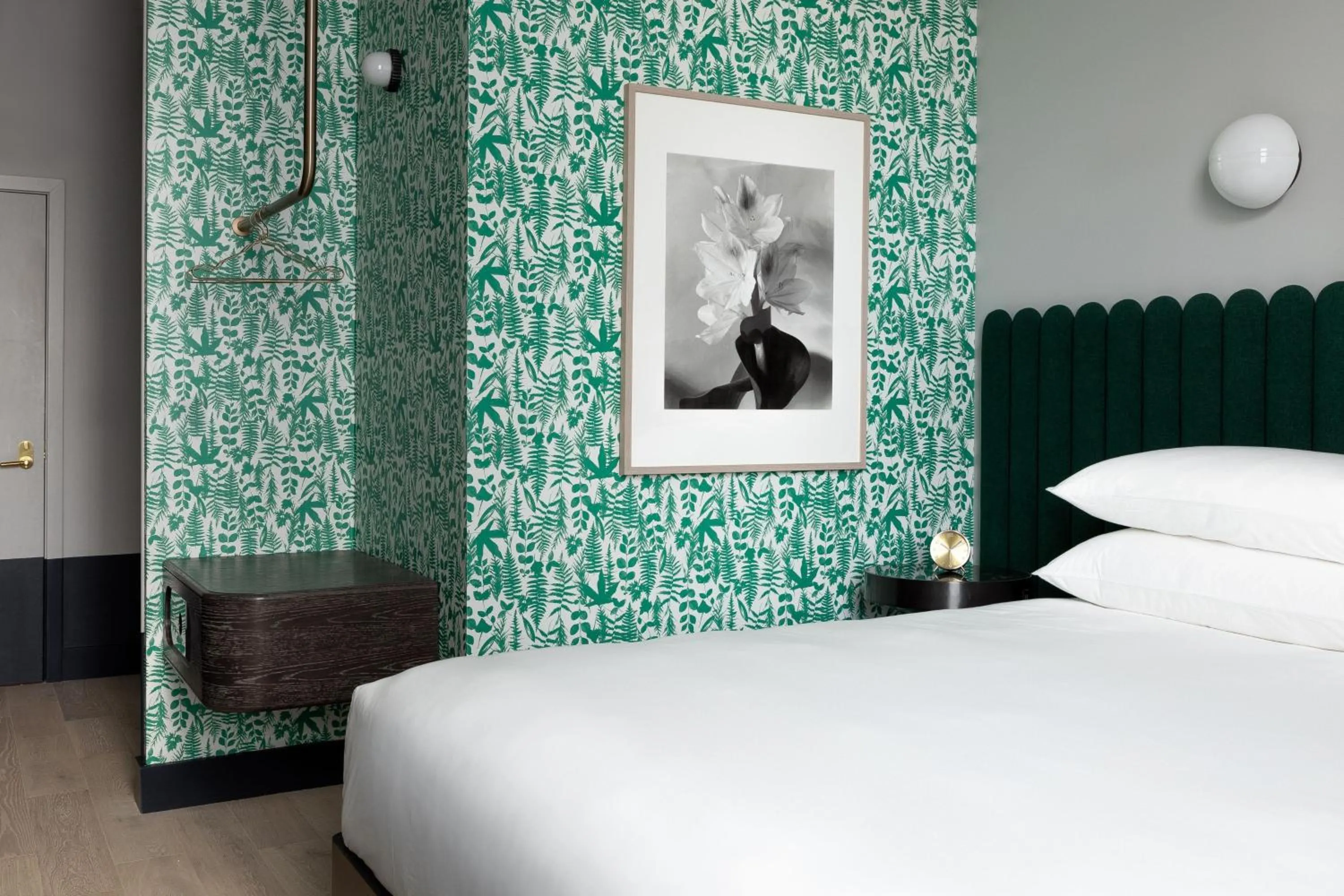 Photo of the whole room, Bed in Woodlark Hotel Portland, a Tribute Portfolio Hotel